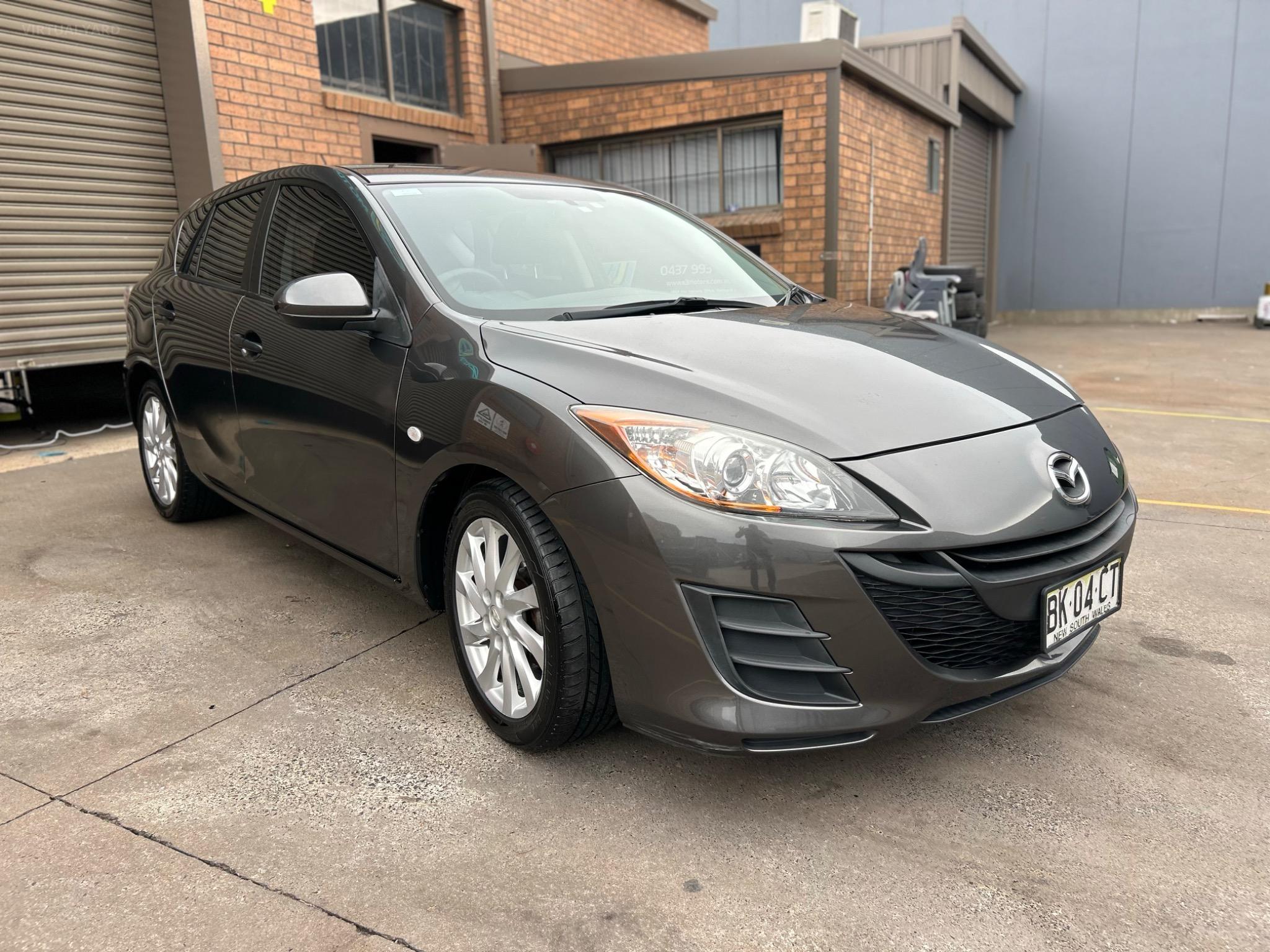 MAZDA MAZDA3