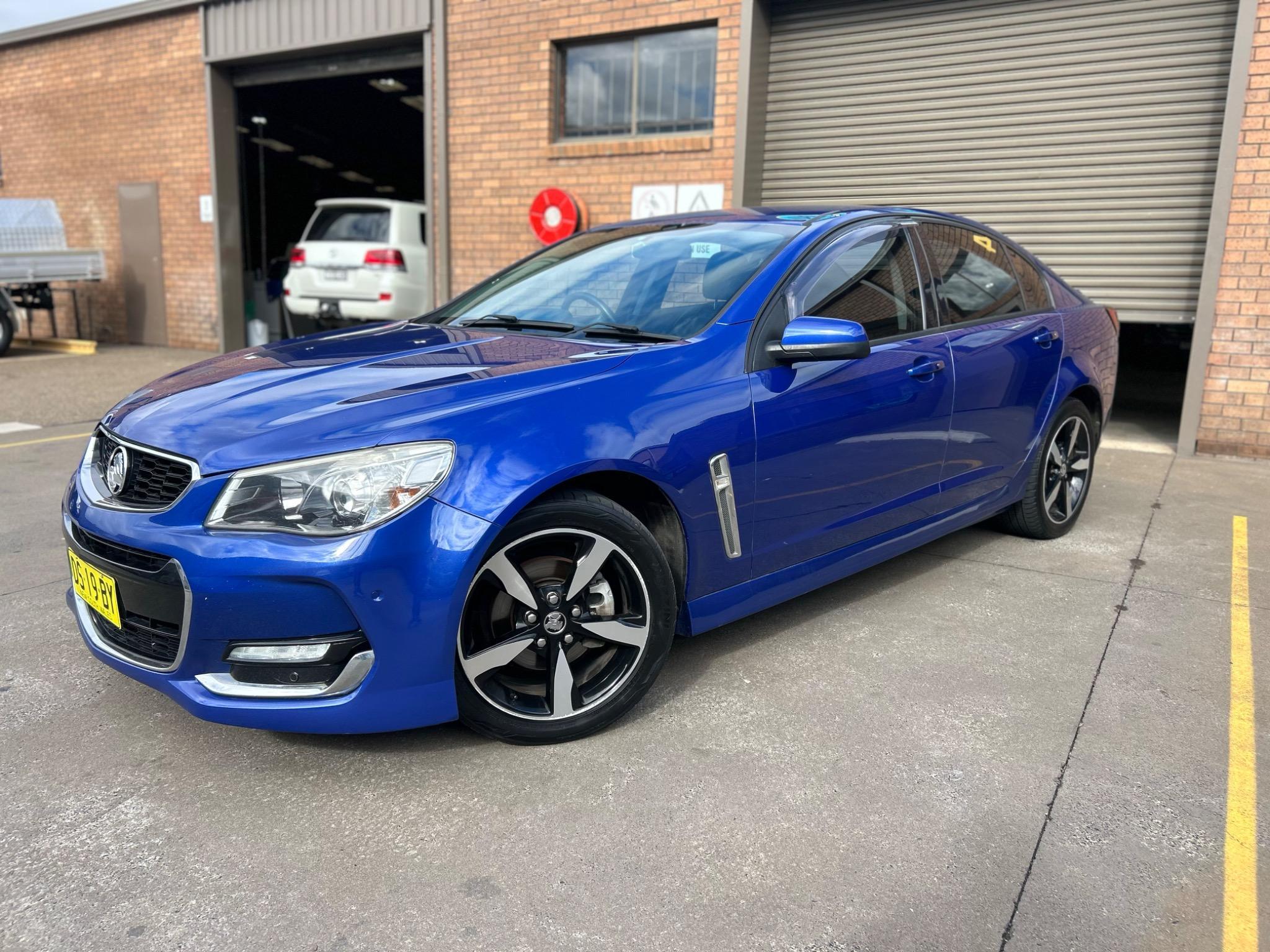 HOLDEN COMMODORE