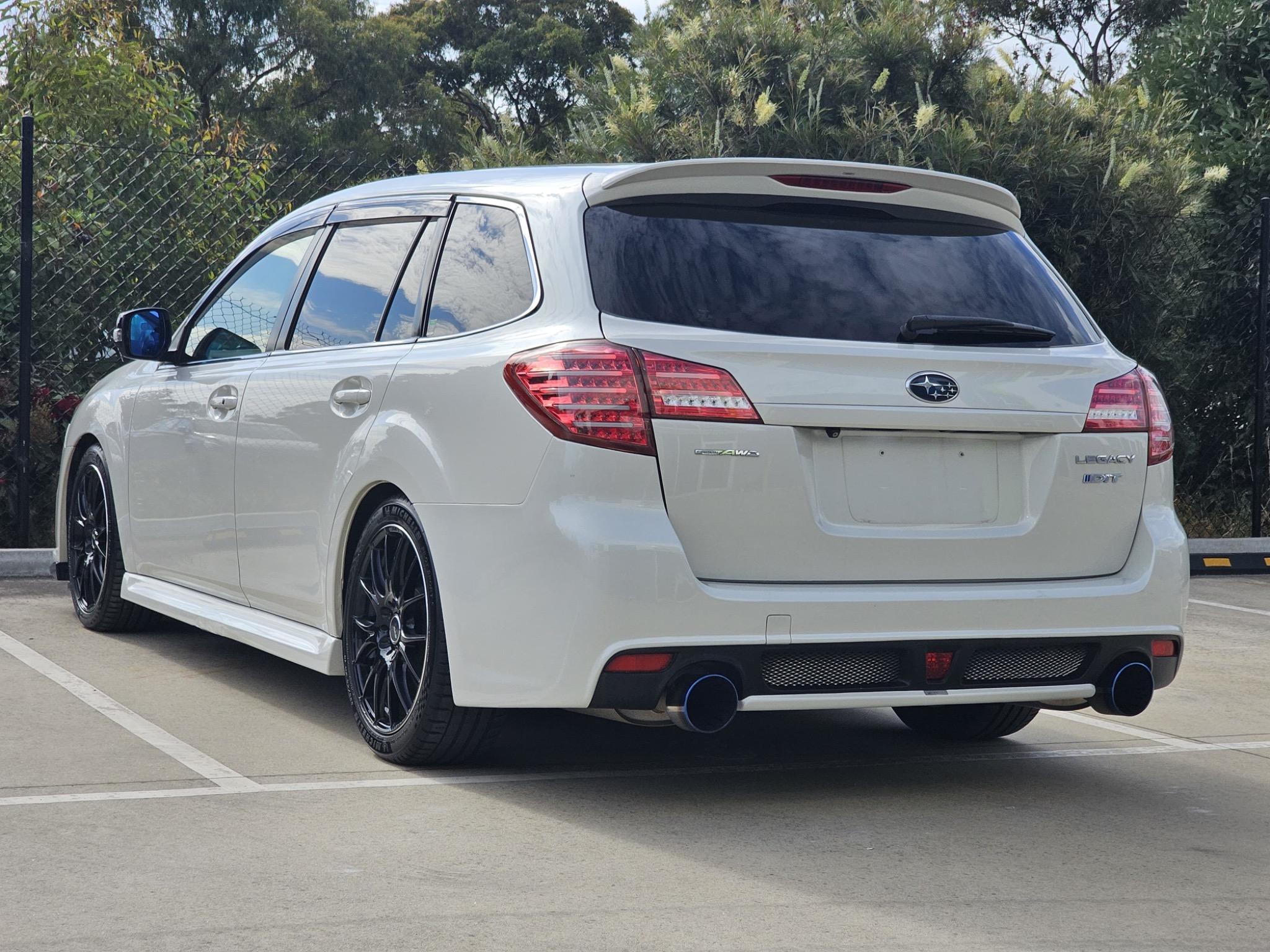 SUBARU LEGACY