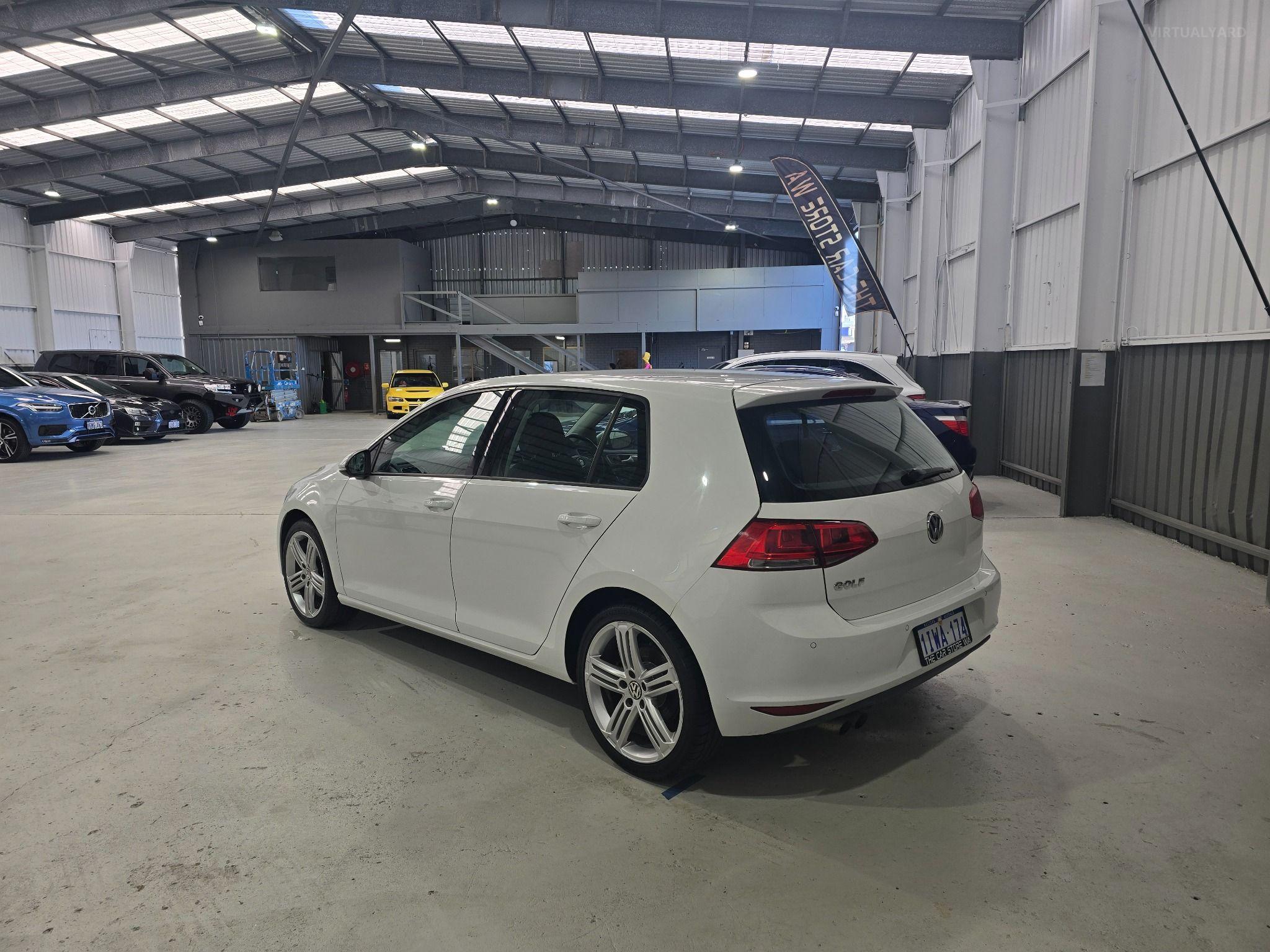 Volkswagen Golf