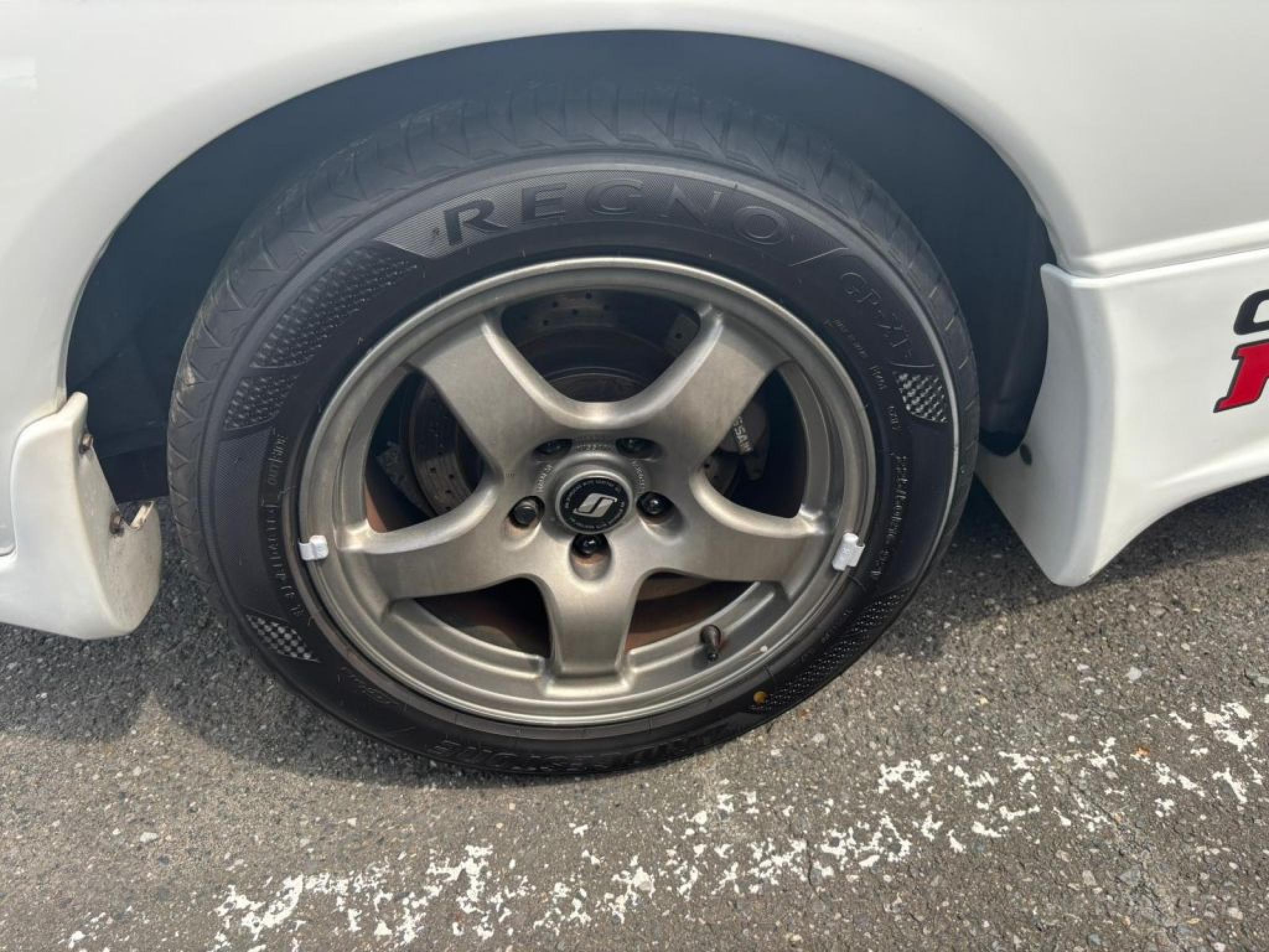 NISSAN SKYLINE