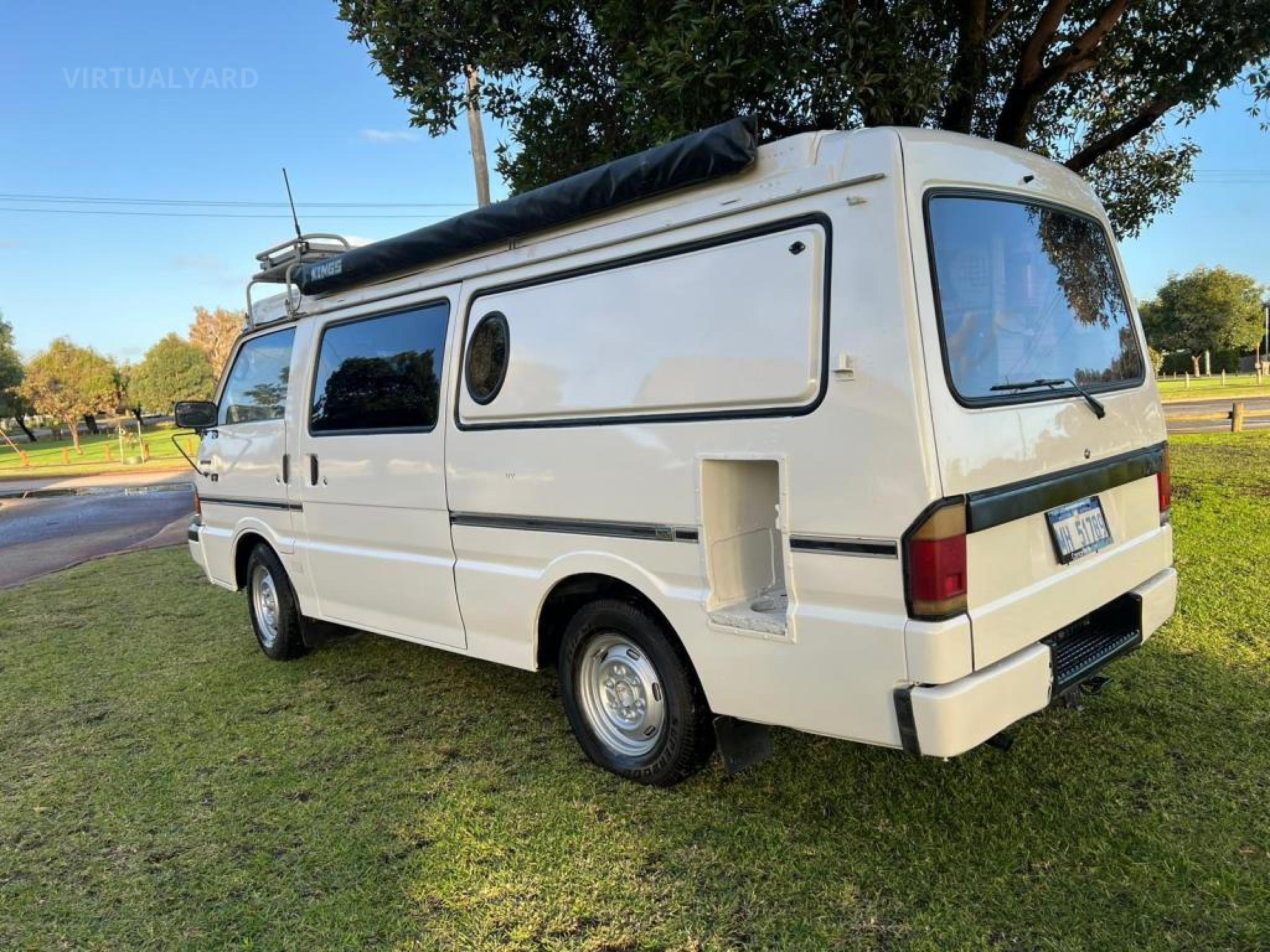 Mazda E2000