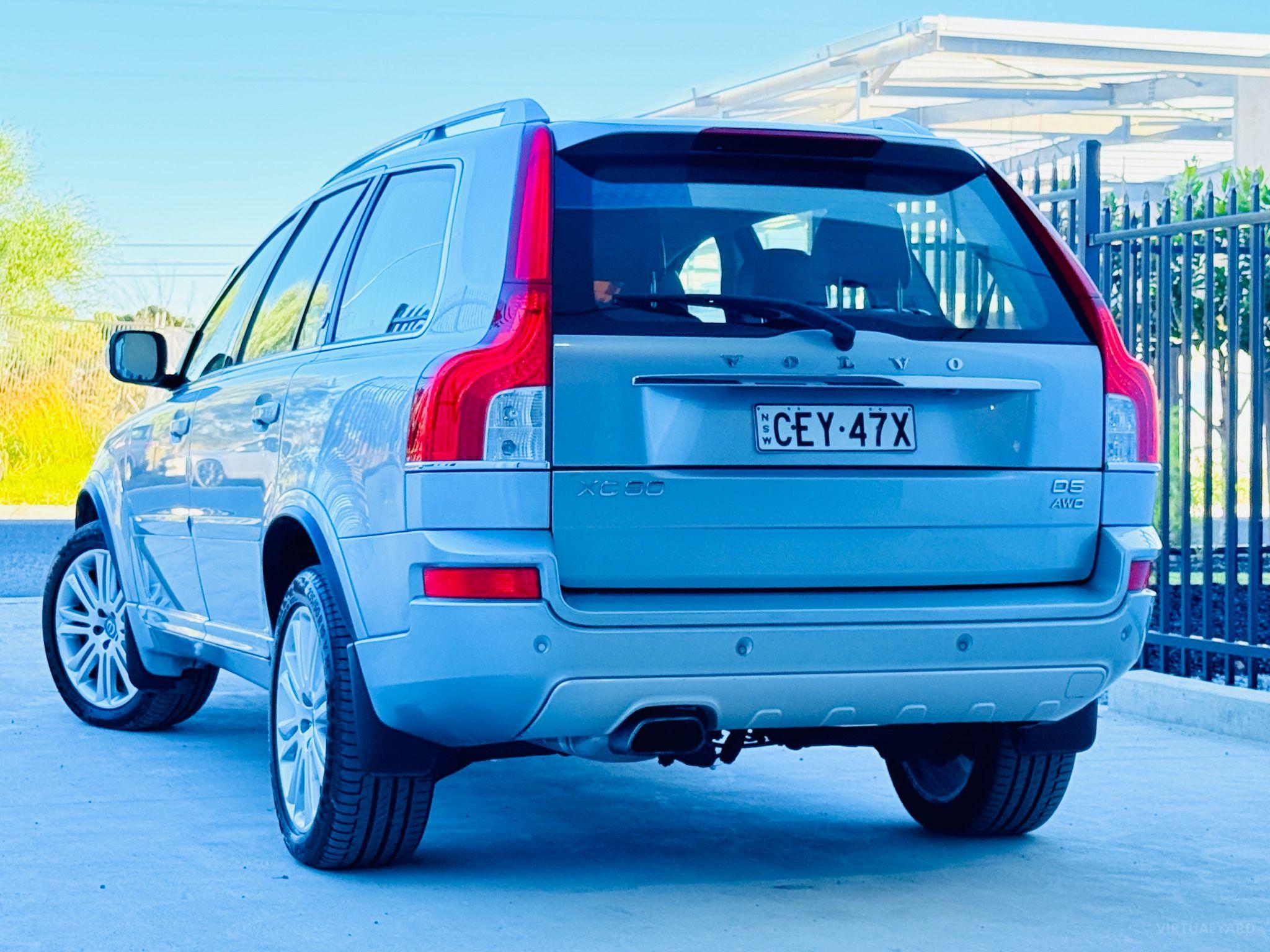 VOLVO XC90