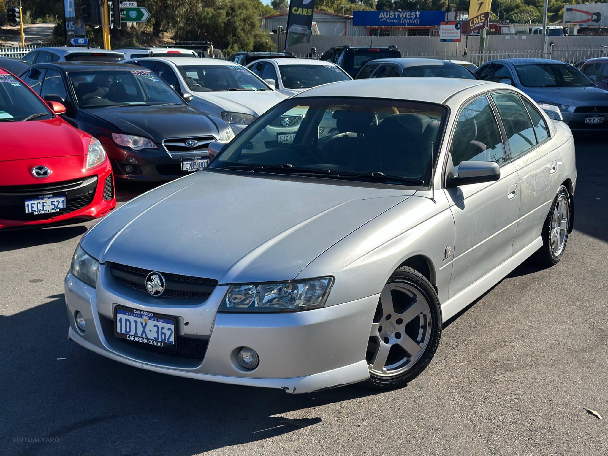 HOLDEN COMMODORE