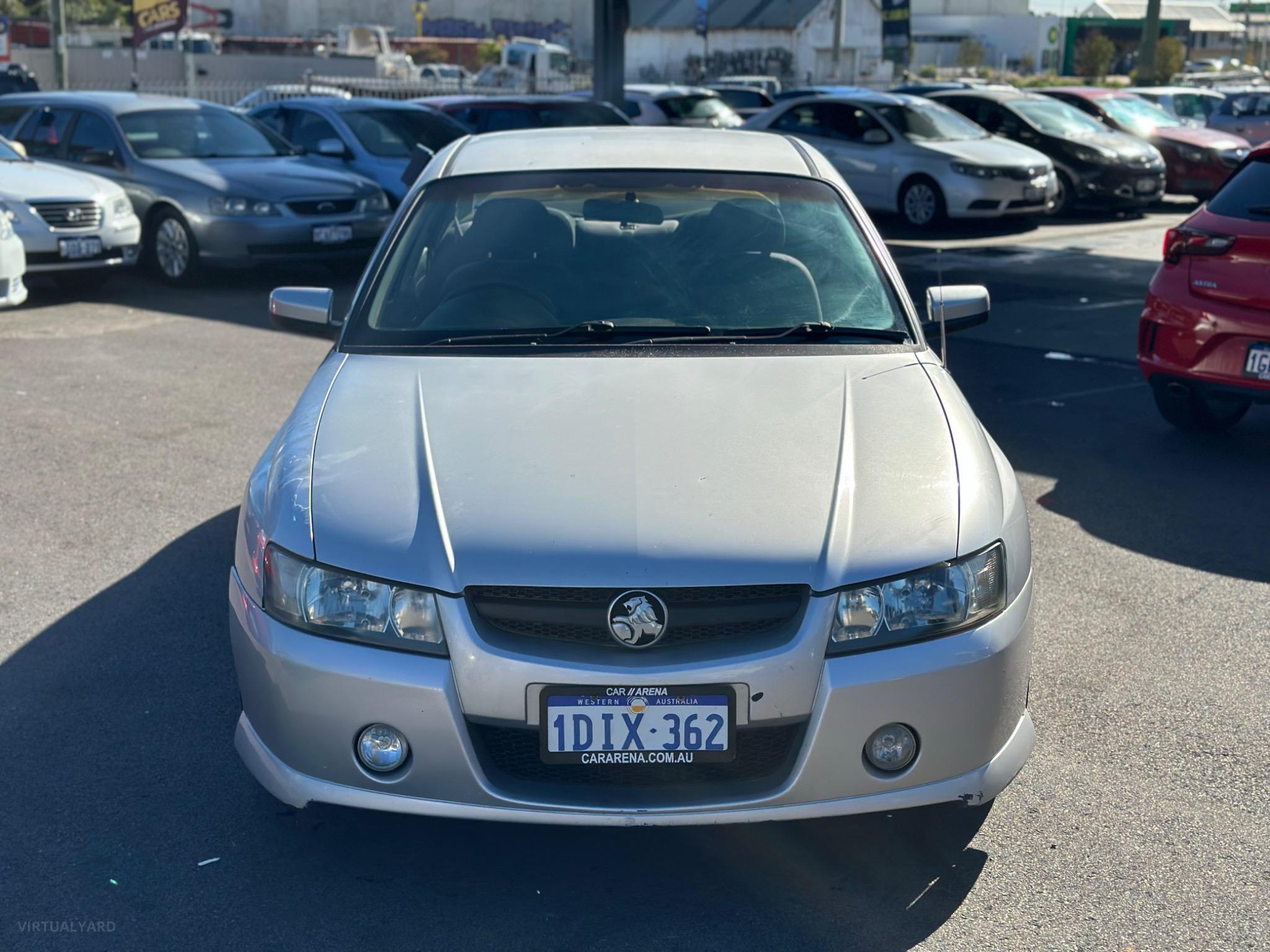 HOLDEN COMMODORE