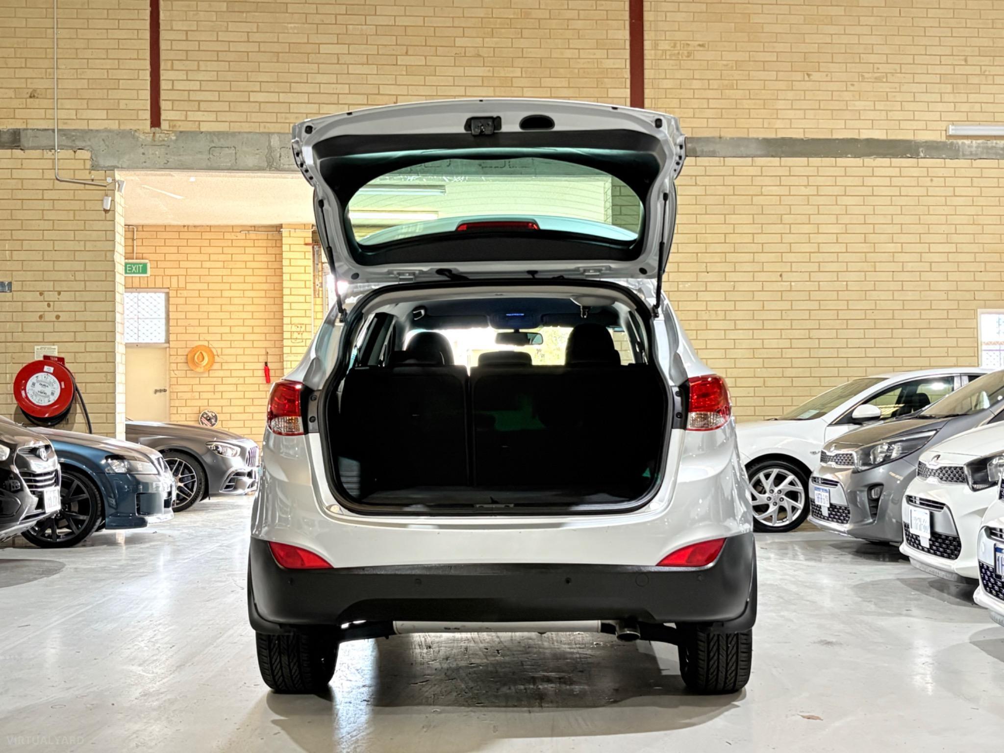HYUNDAI iX35