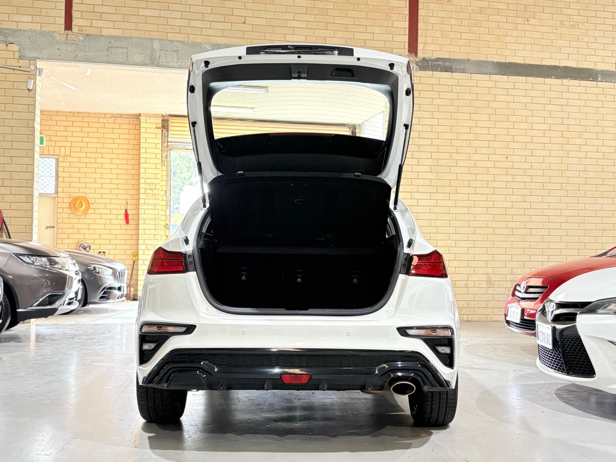 KIA CERATO