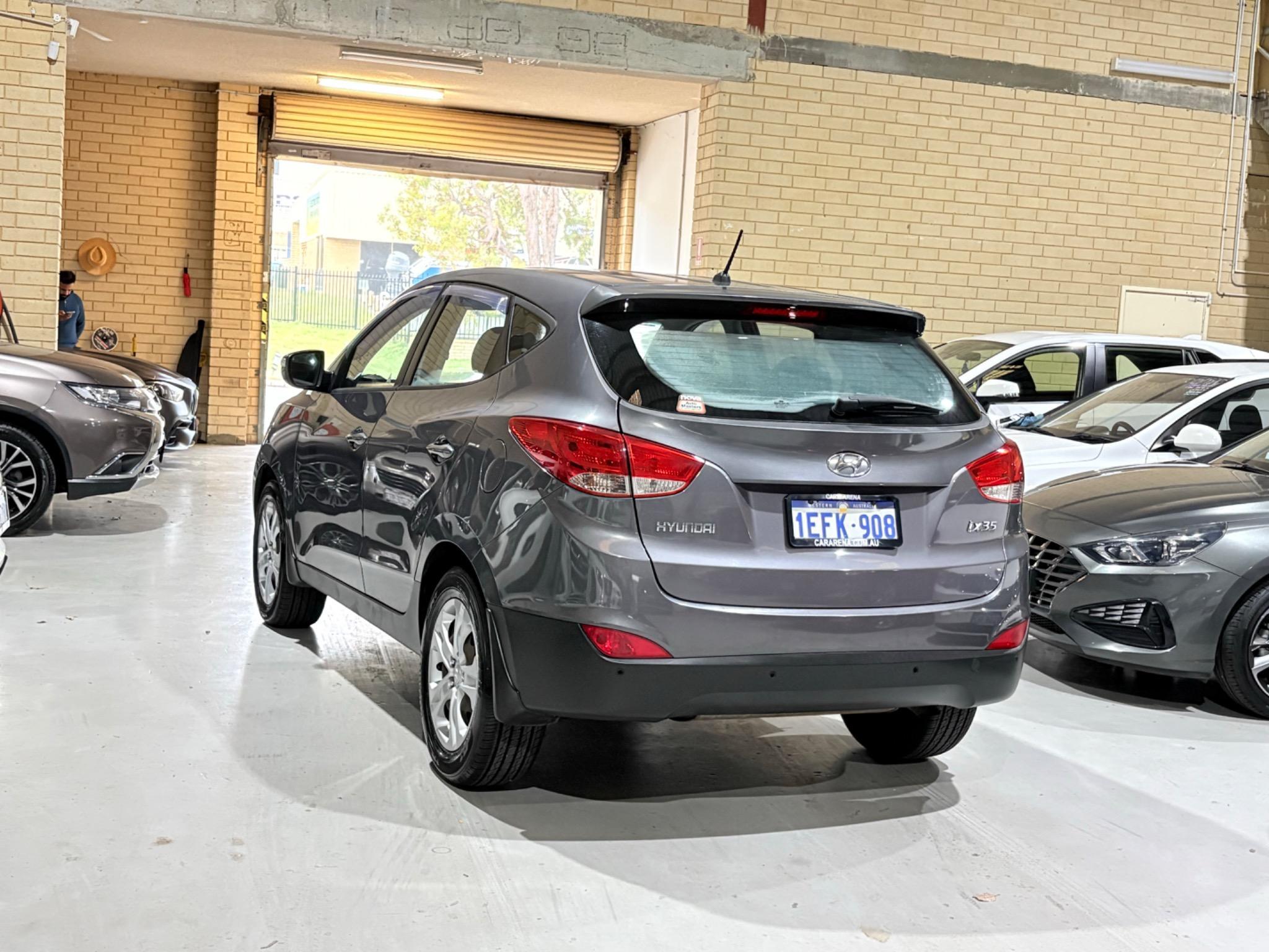 HYUNDAI iX35