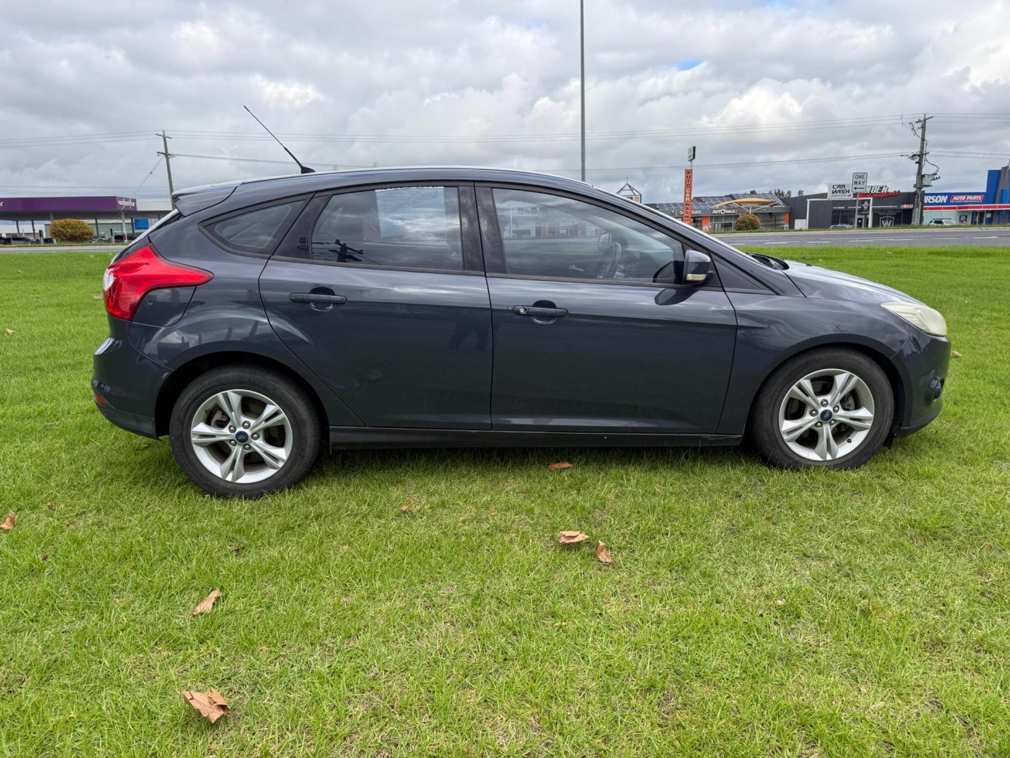 FORD FOCUS