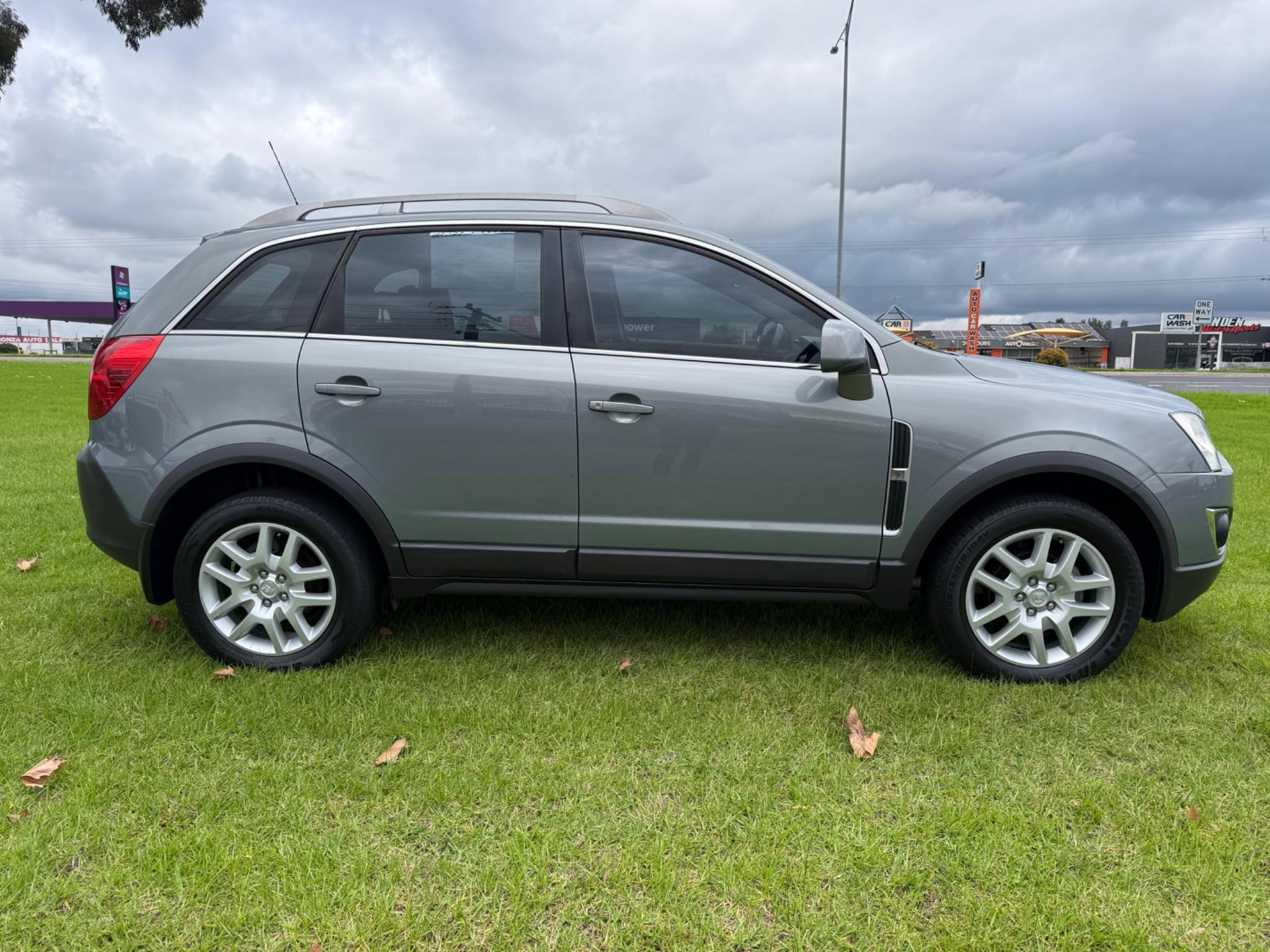 HOLDEN CAPTIVA