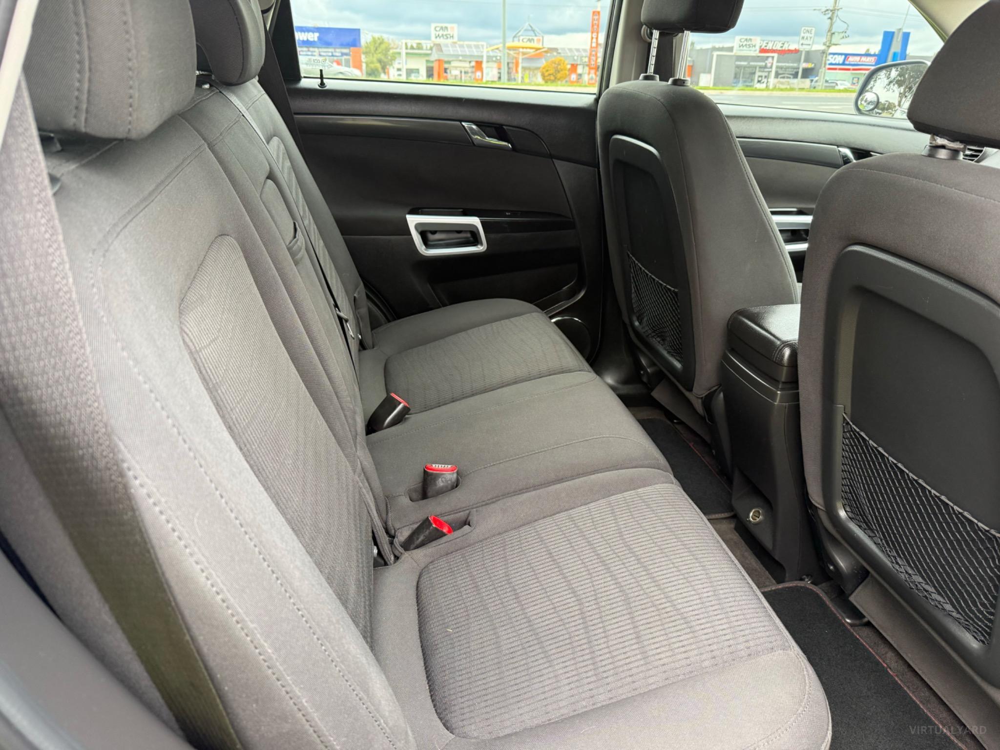 HOLDEN CAPTIVA