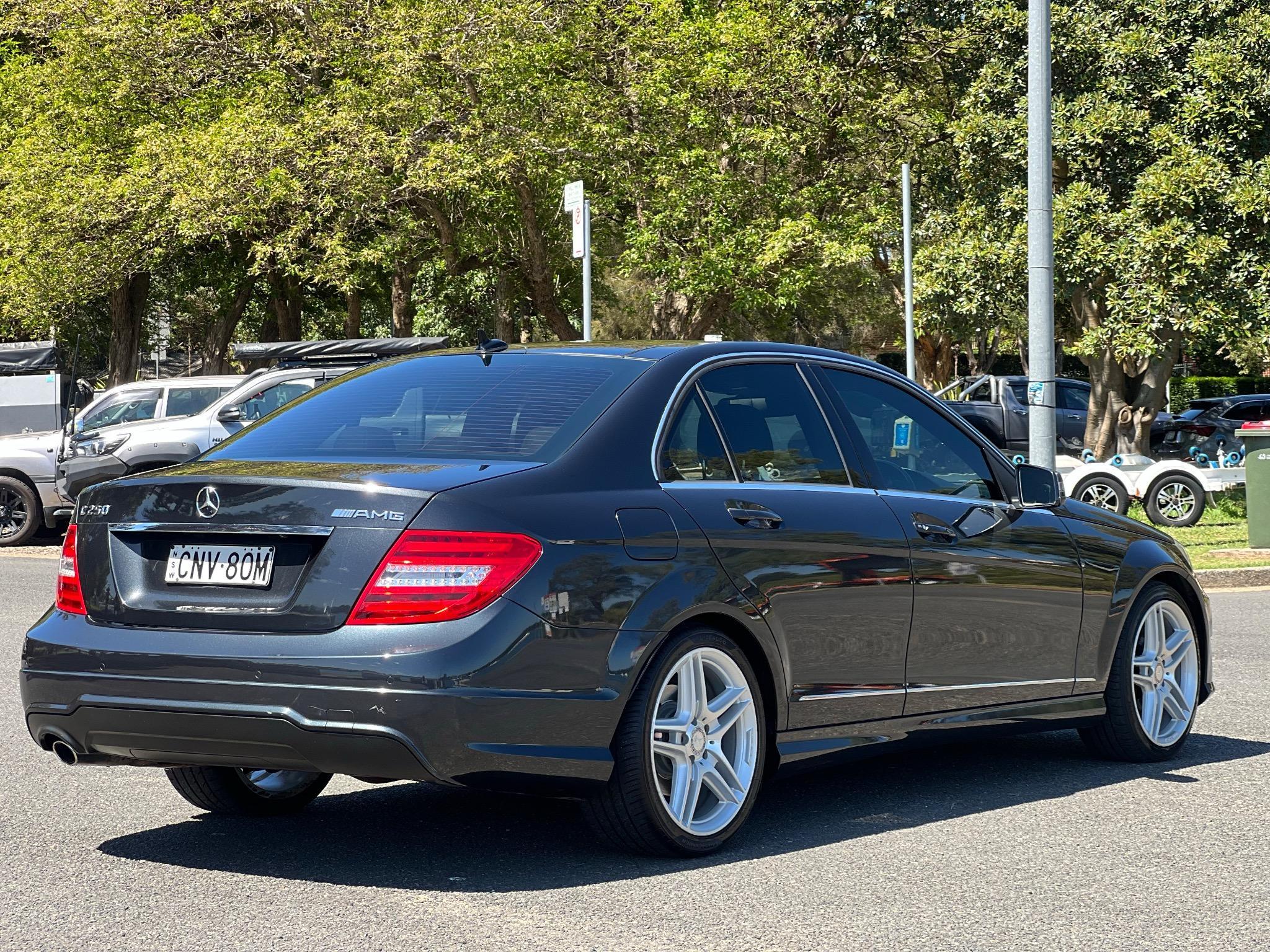 MERCEDES-BENZ C250