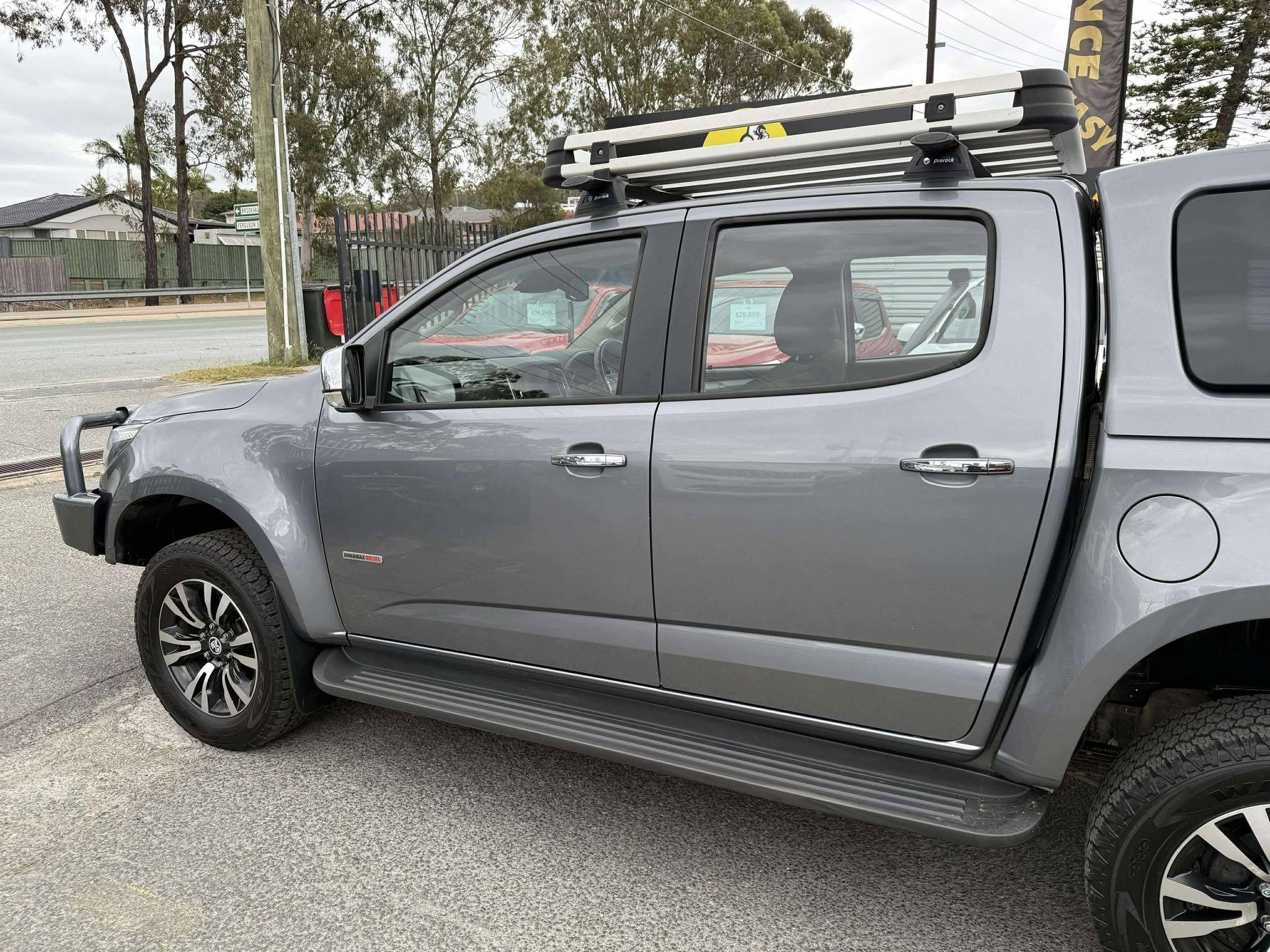 HOLDEN COLORADO