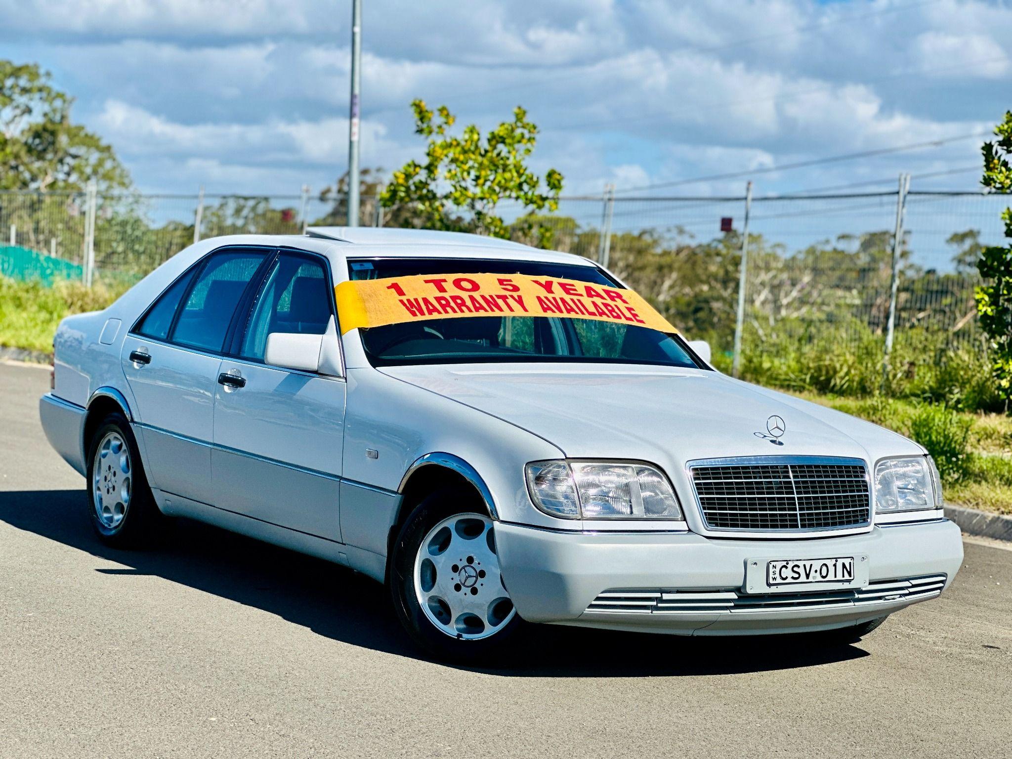 Mercedes-Benz 320SEL