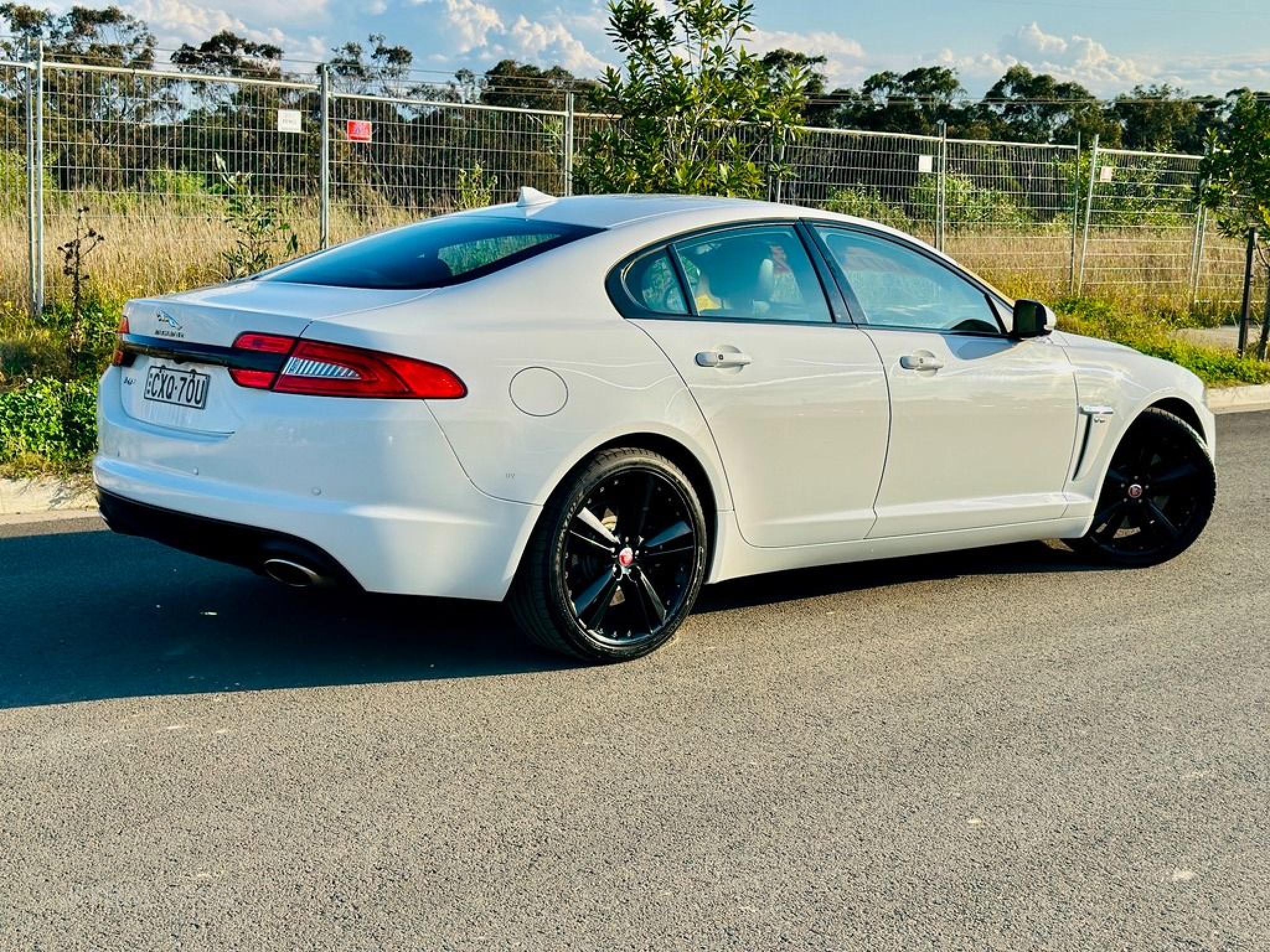 Jaguar XF