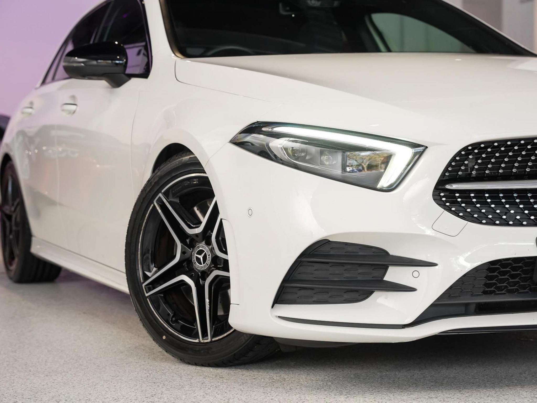 MERCEDES-BENZ A250
