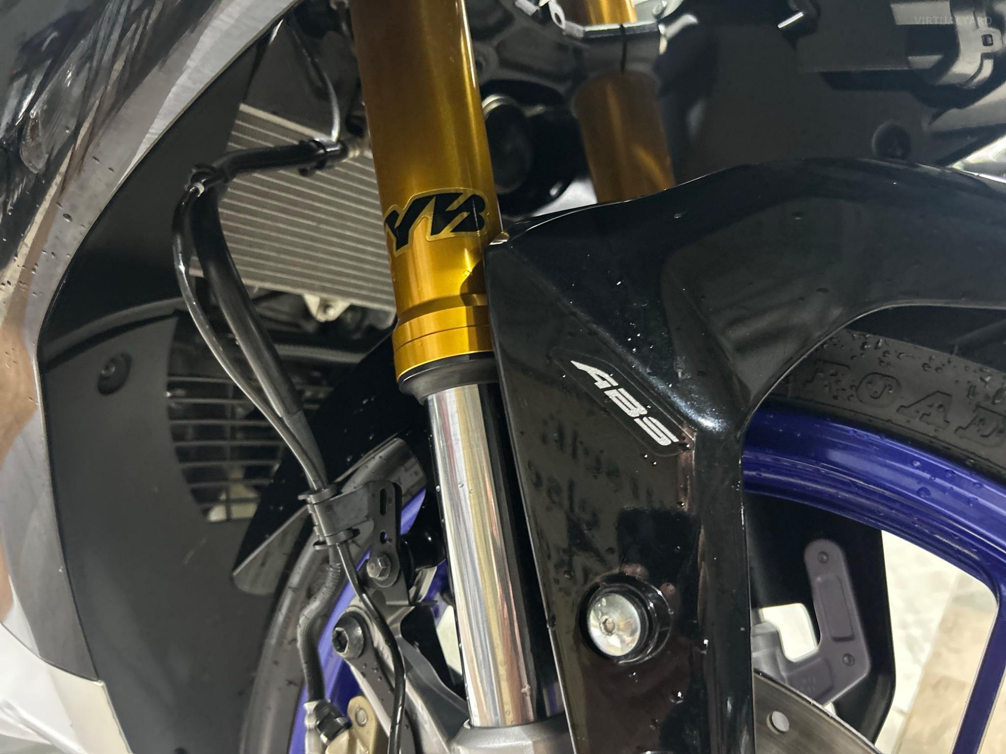 YAMAHA YZF-15 M ABS