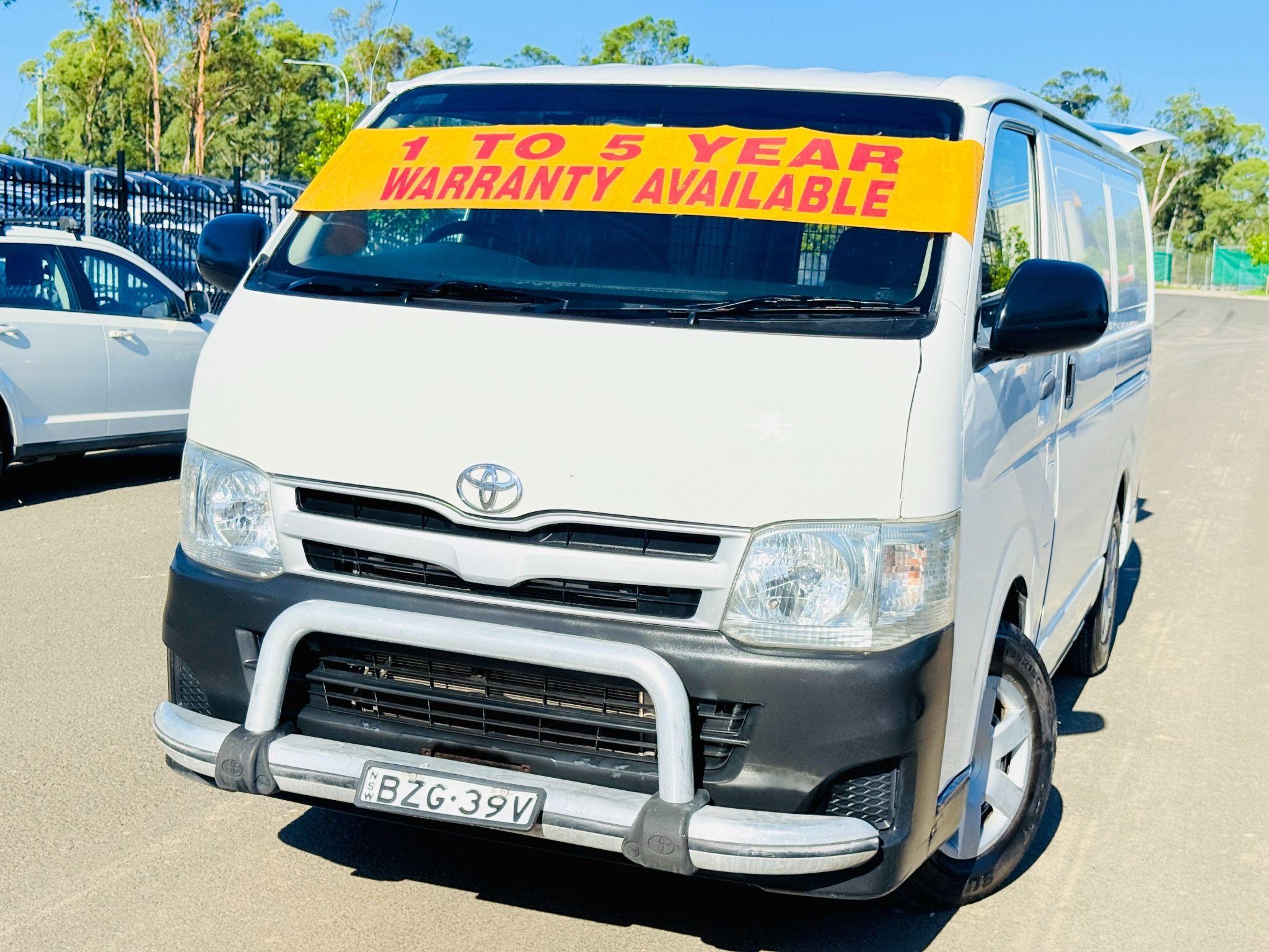 TOYOTA HIACE