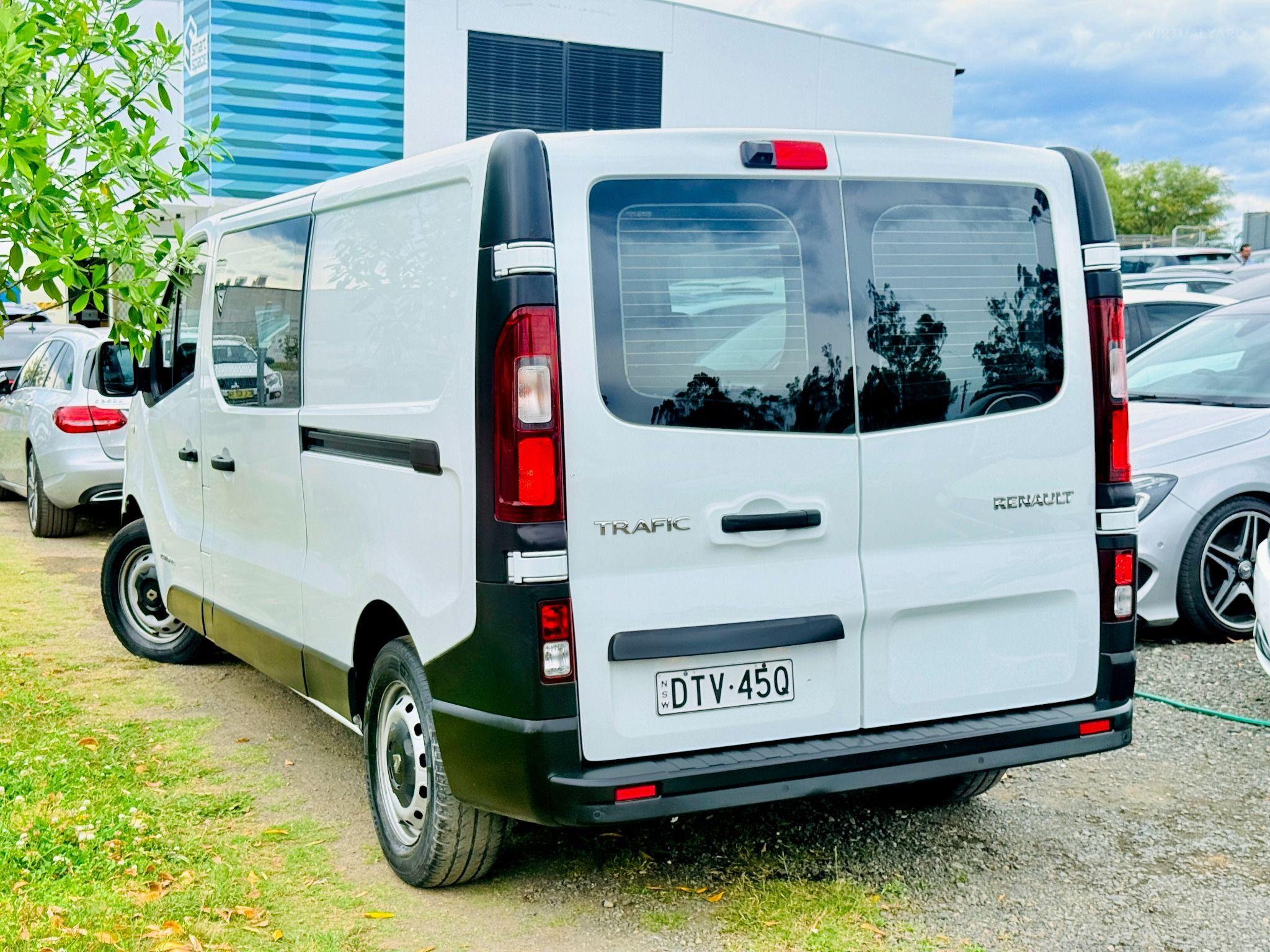 RENAULT TRAFIC