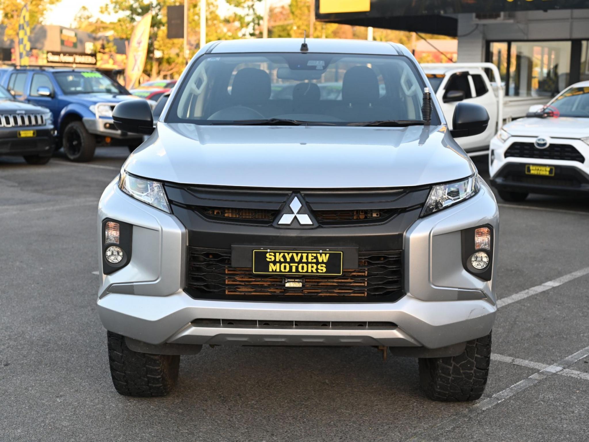 Mitsubishi Triton