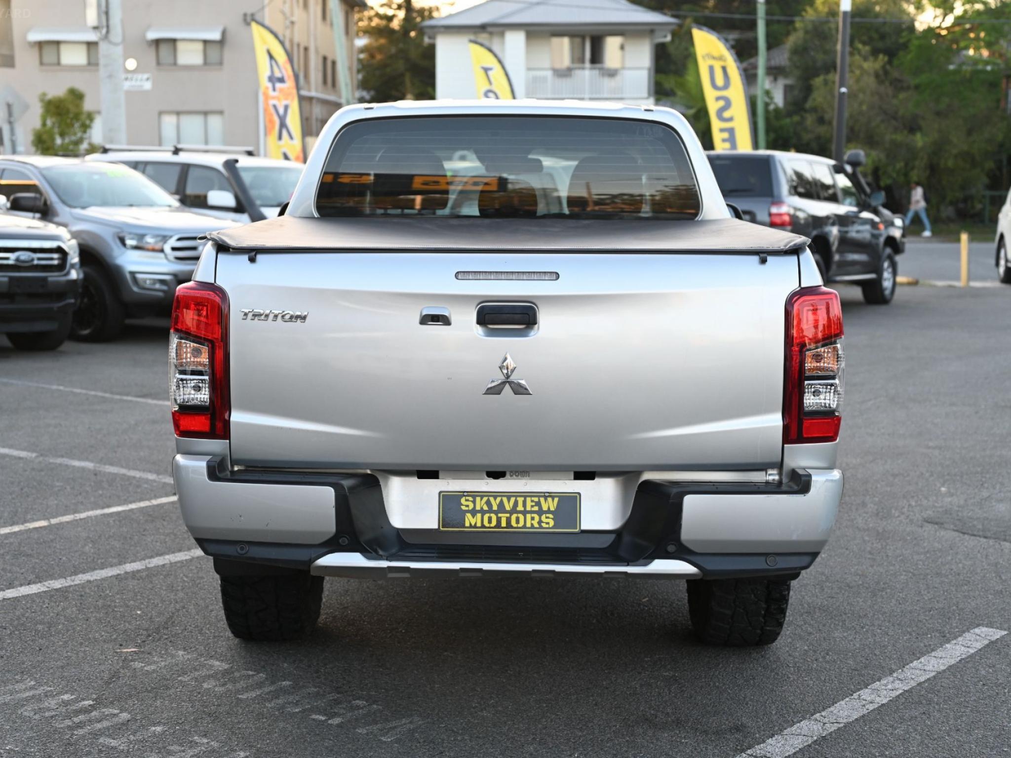 Mitsubishi Triton