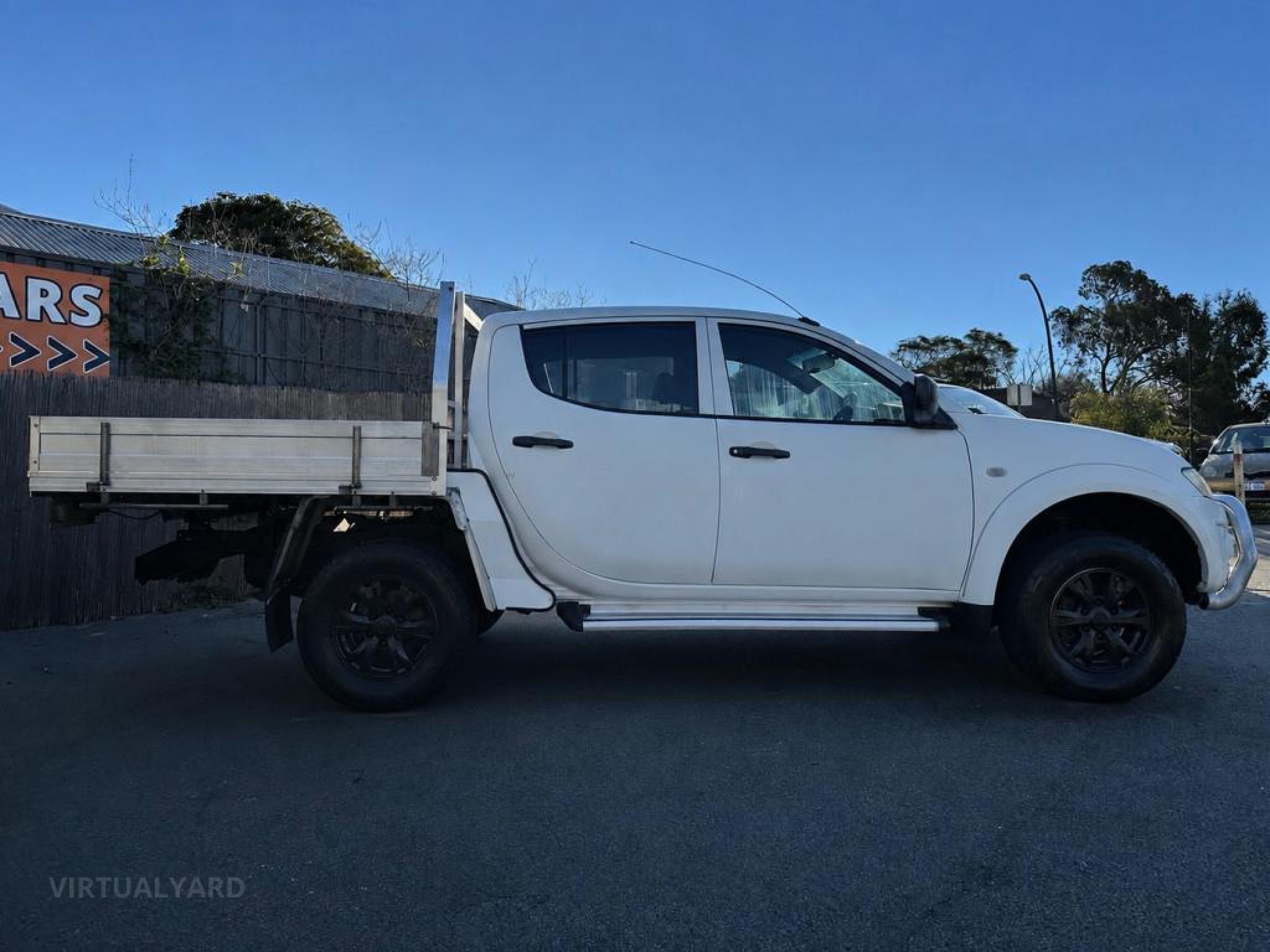 Mitsubishi Triton