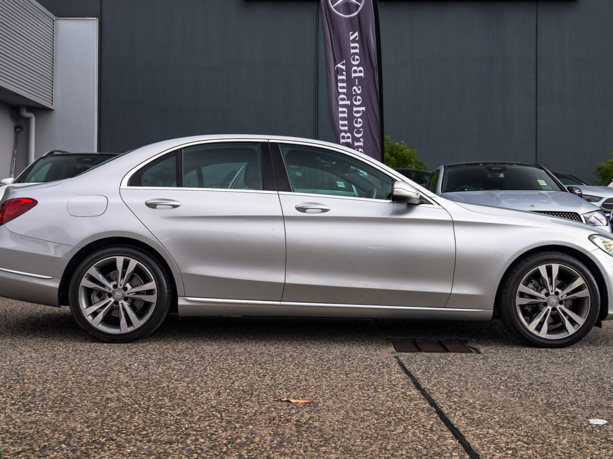 Mercedes-Benz C-Class