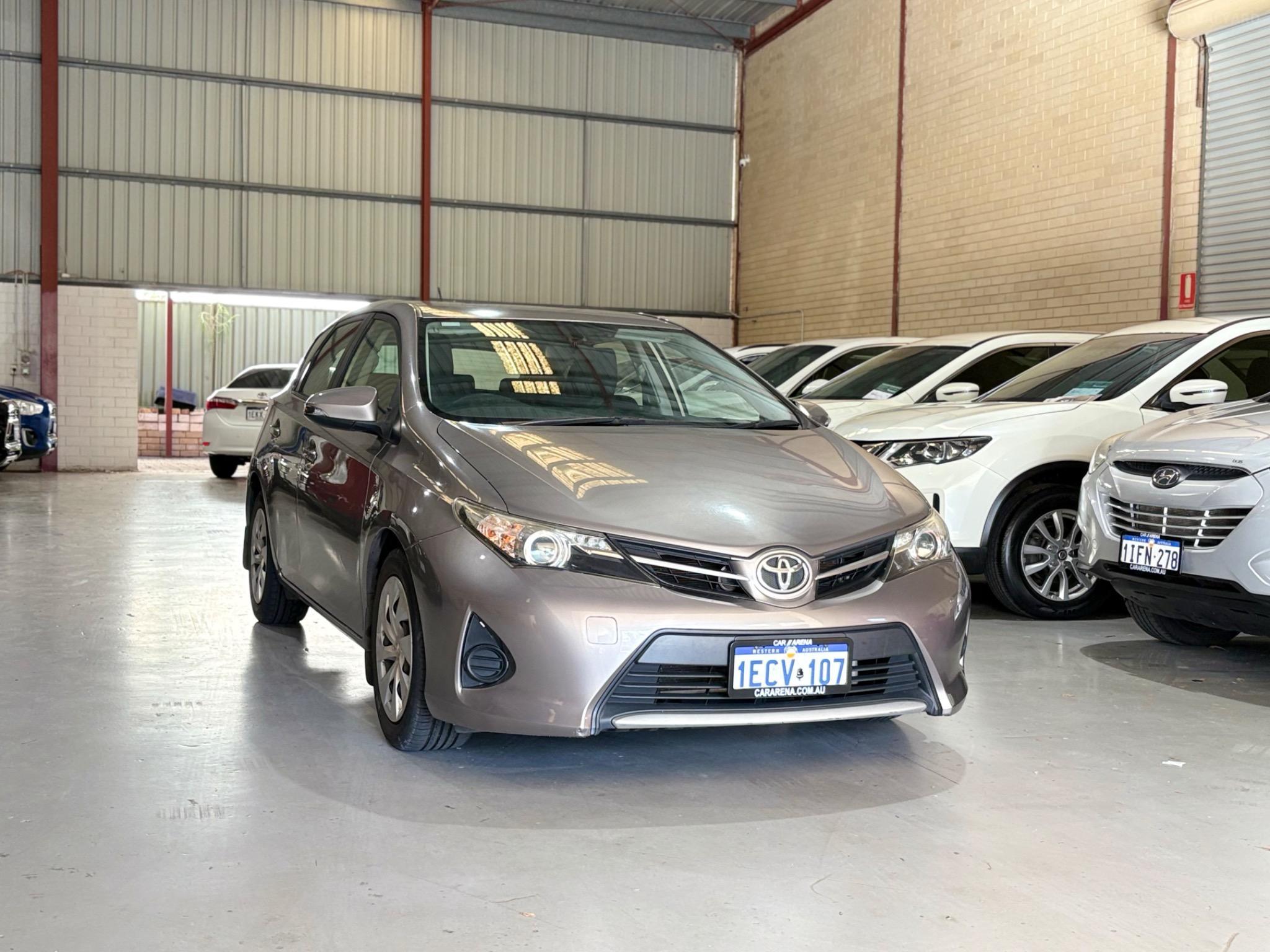 TOYOTA COROLLA