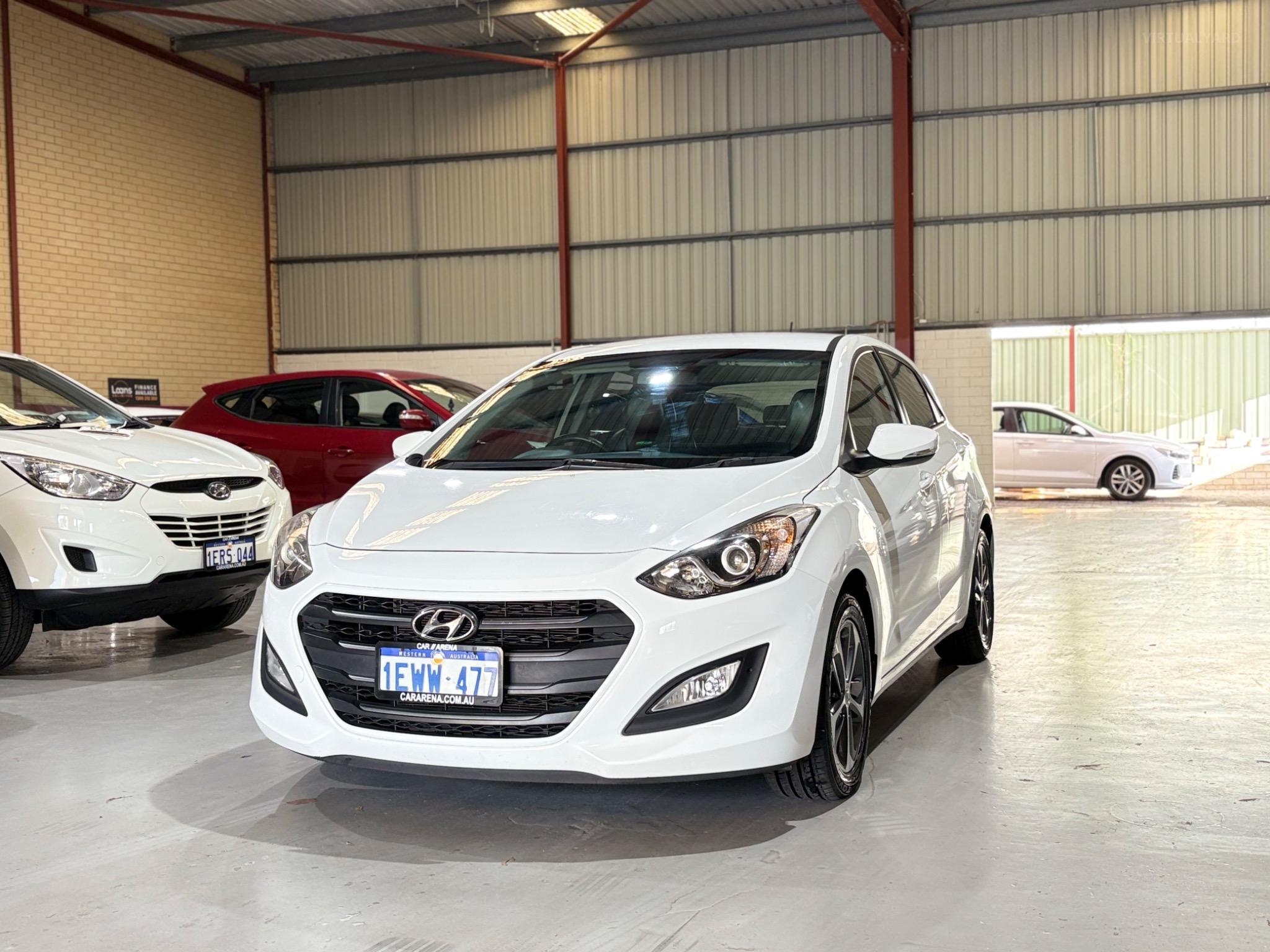 HYUNDAI i30