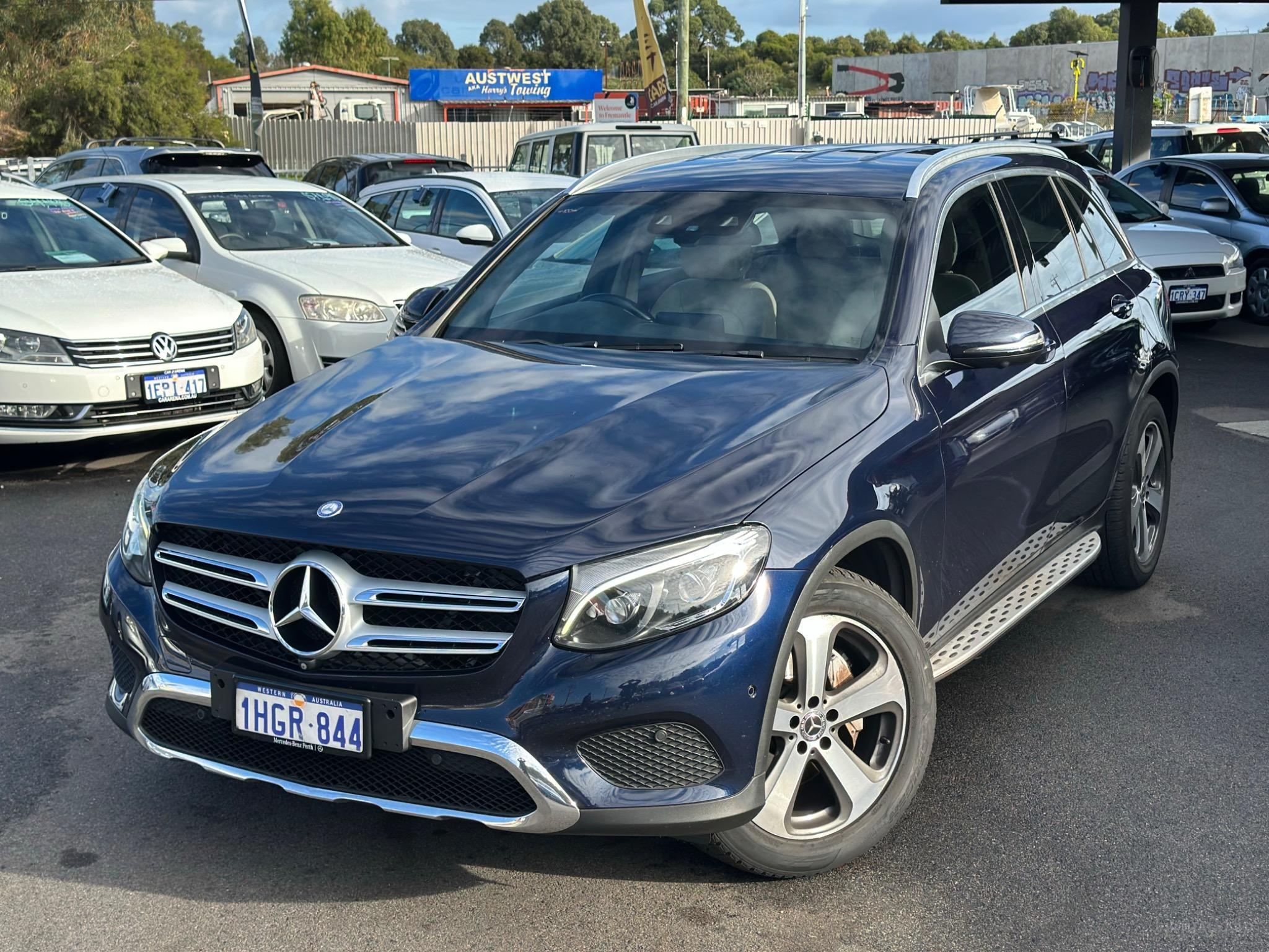 MERCEDES-BENZ GLC