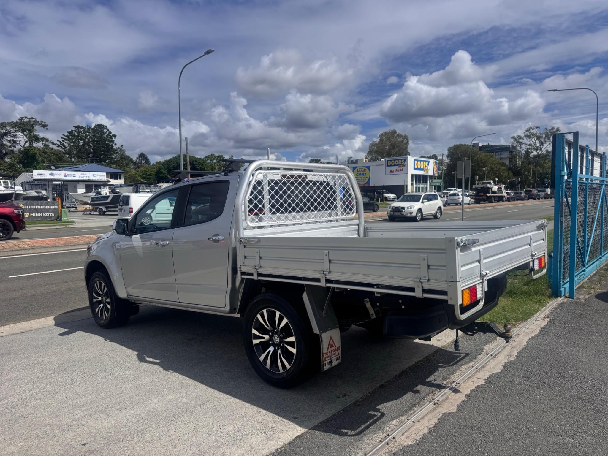 HOLDEN COLORADO