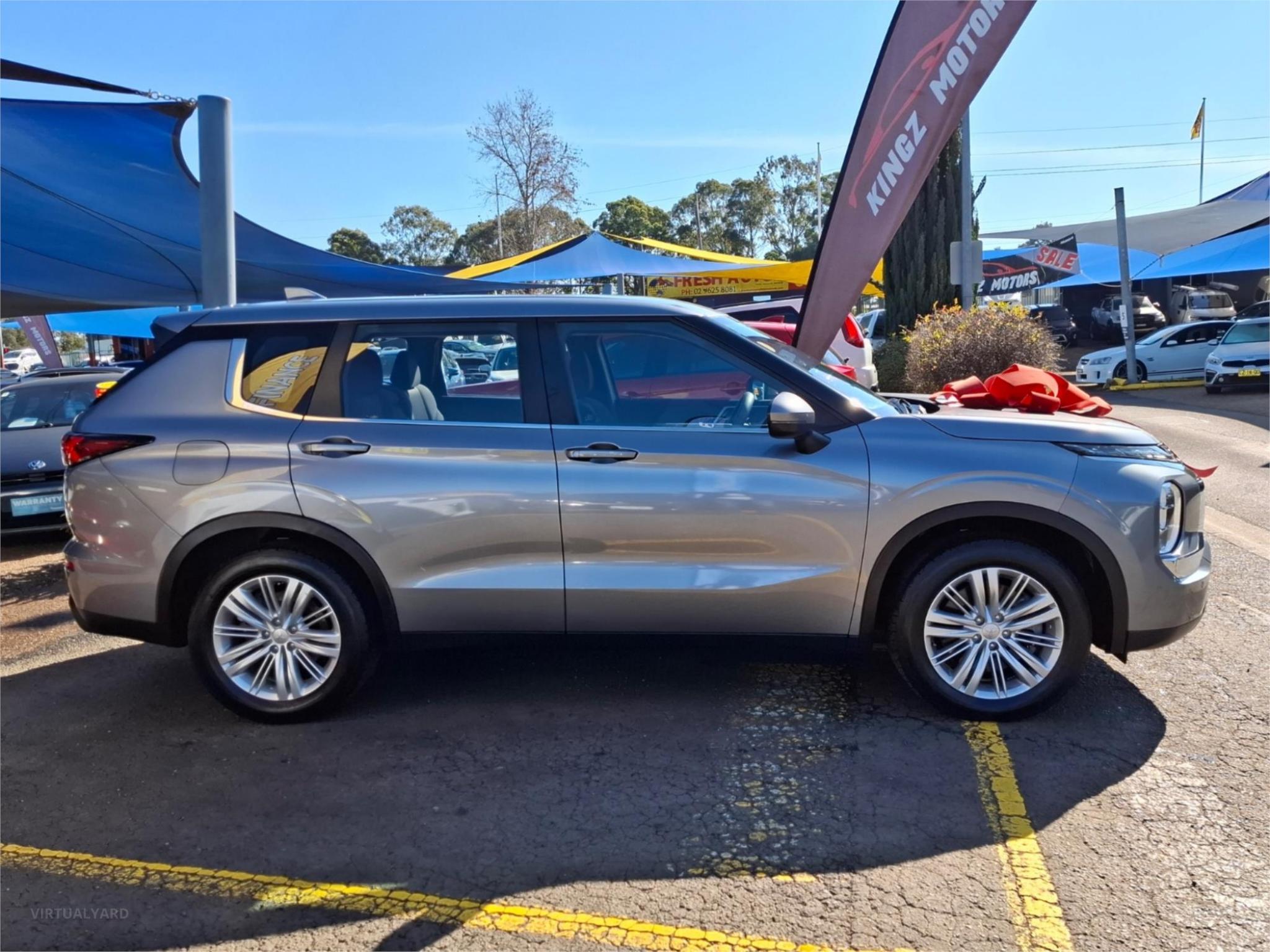 2023 MITSUBISHI OUTLANDER ZM ES WAGON 7ST 5DR CVT 8SP 2WD 2.5I (FLEET ONLY) [MY23] image 8