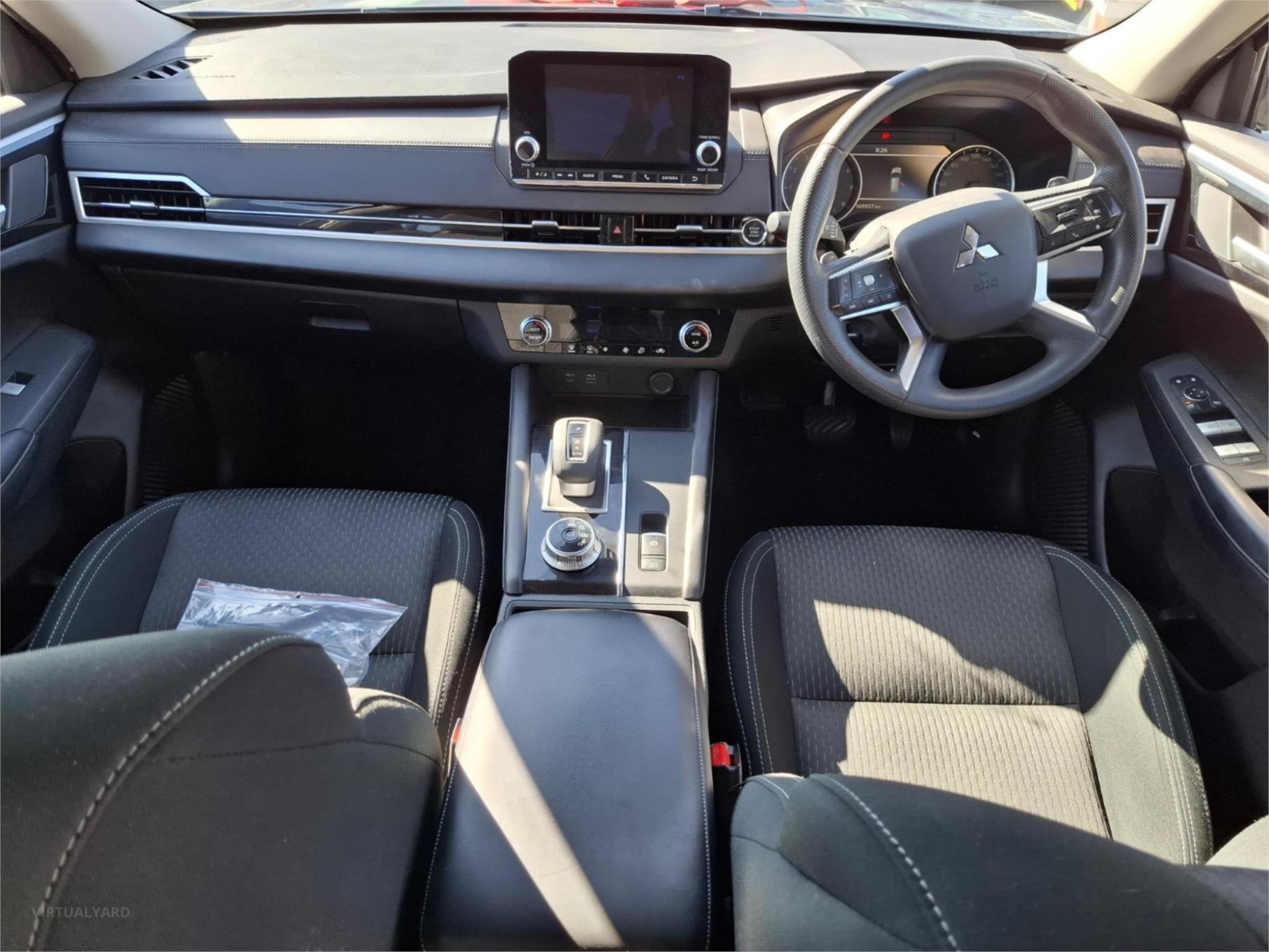 2023 MITSUBISHI OUTLANDER ZM ES WAGON 7ST 5DR CVT 8SP 2WD 2.5I (FLEET ONLY) [MY23] image 12