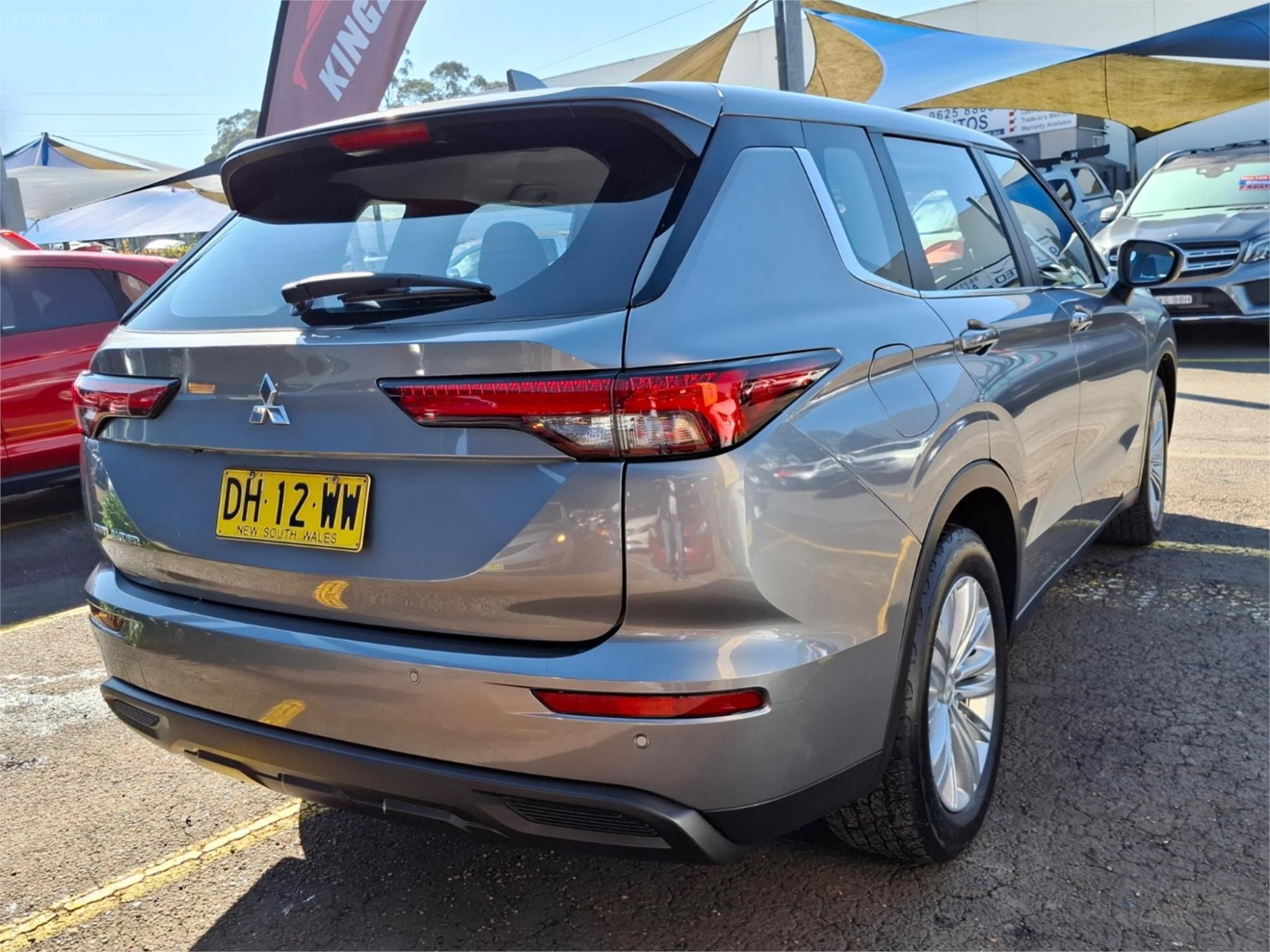 2023 MITSUBISHI OUTLANDER ZM ES WAGON 7ST 5DR CVT 8SP 2WD 2.5I (FLEET ONLY) [MY23] image 7