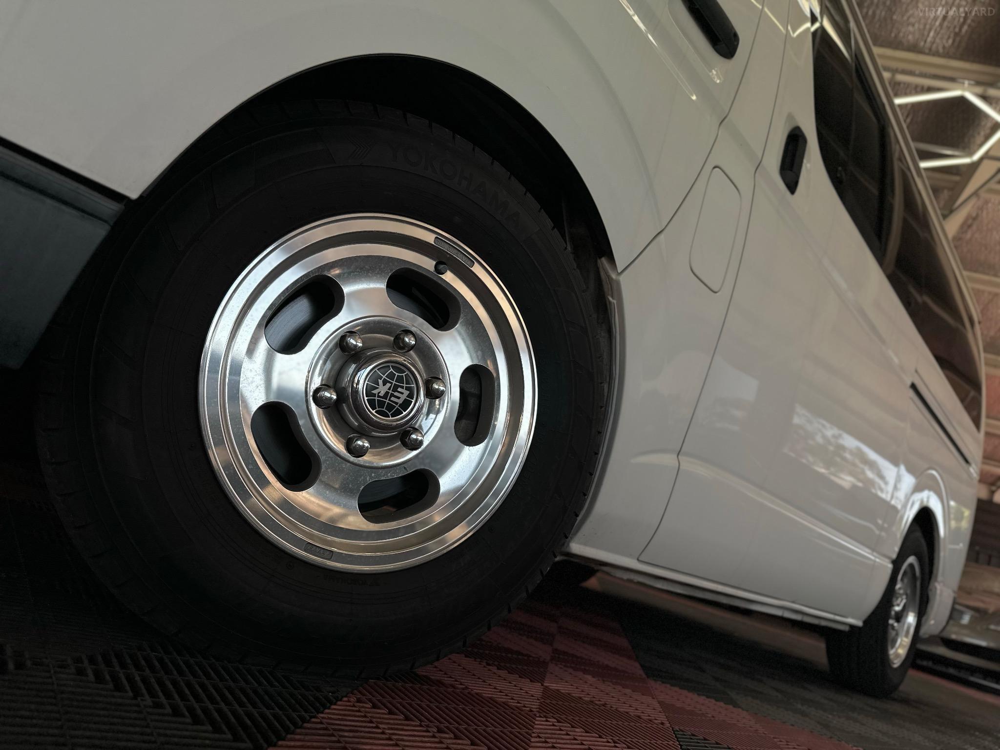 Toyota Hiace