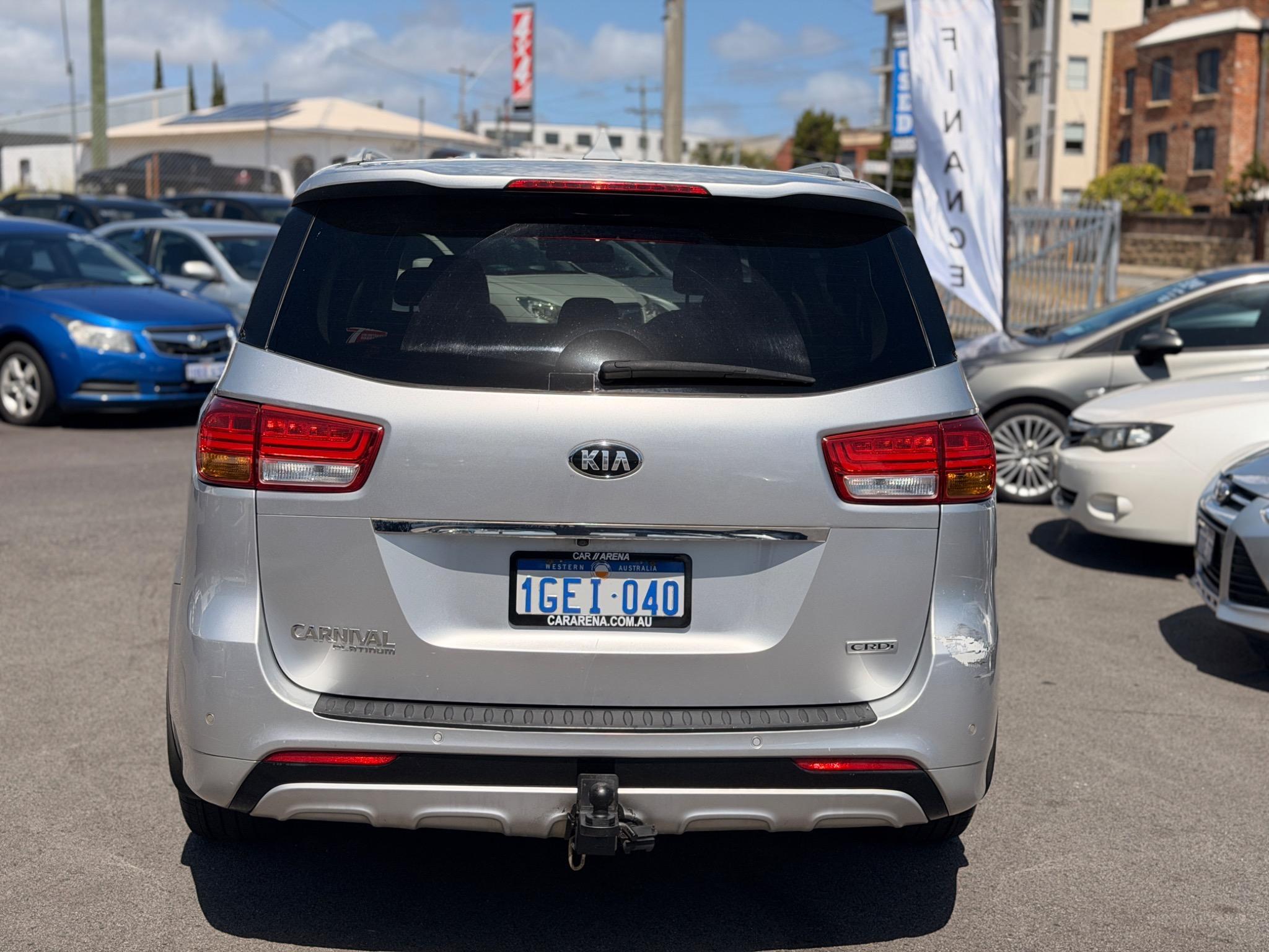 KIA CARNIVAL