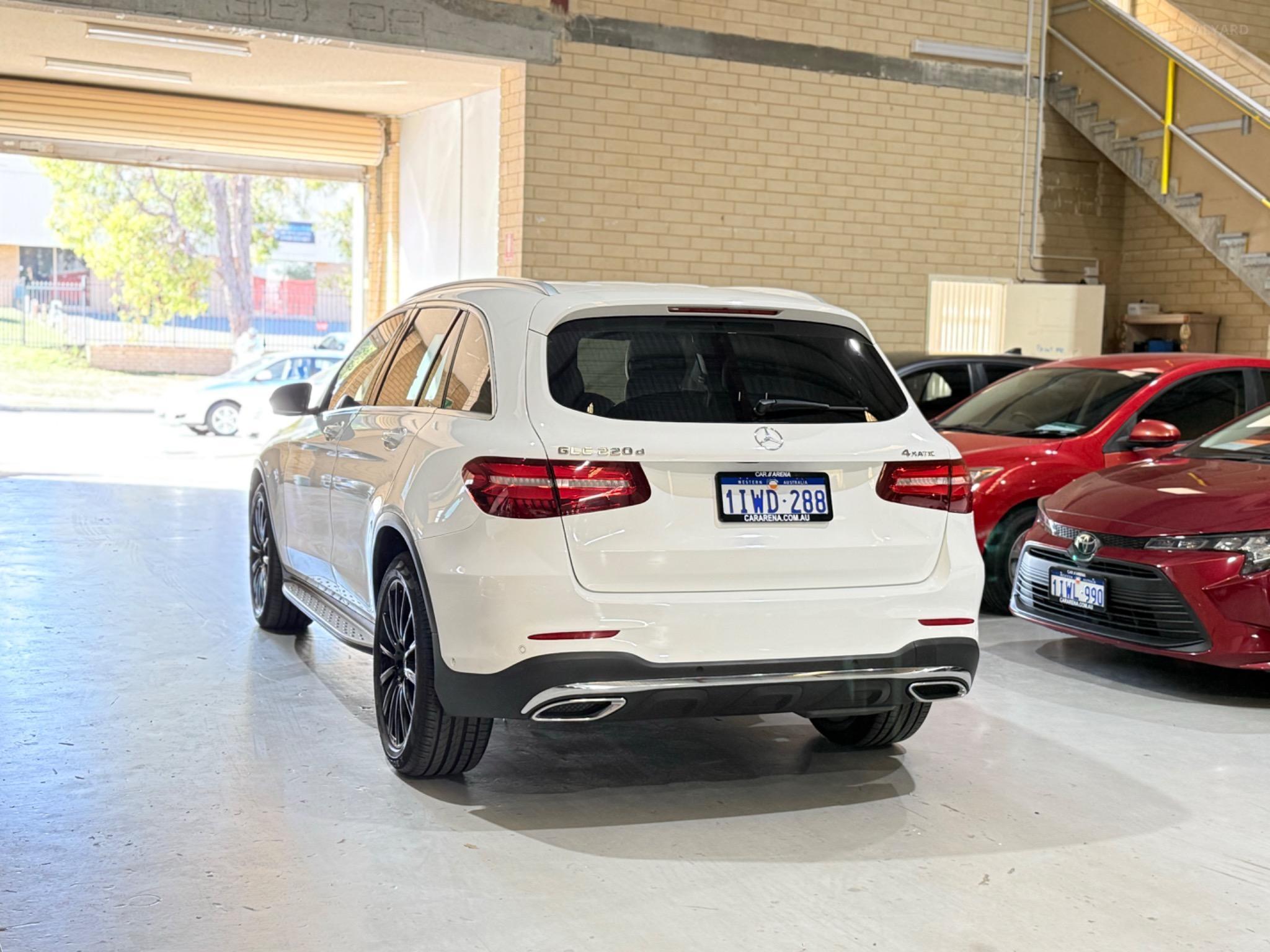 MERCEDES-BENZ GLC