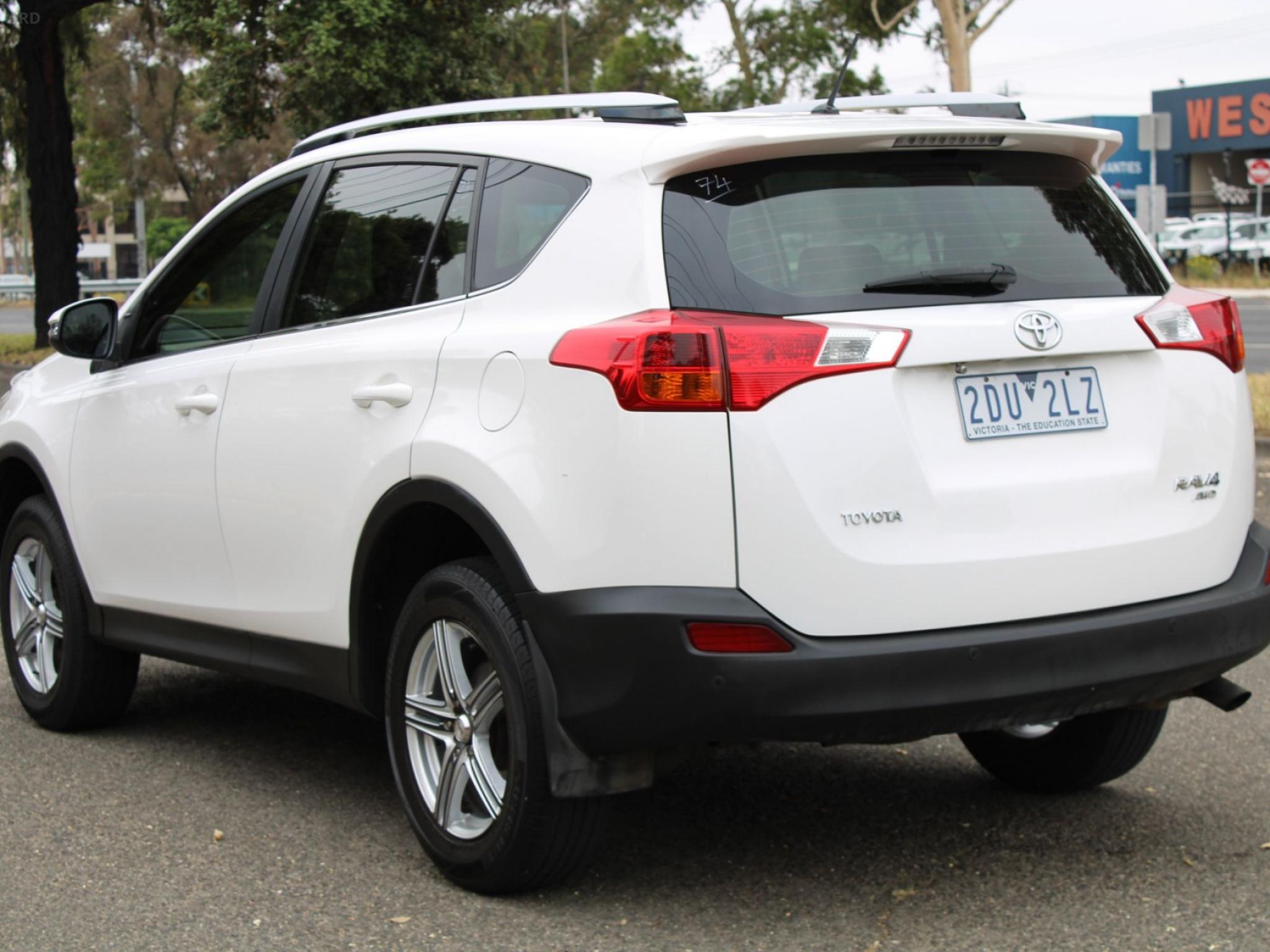TOYOTA RAV4