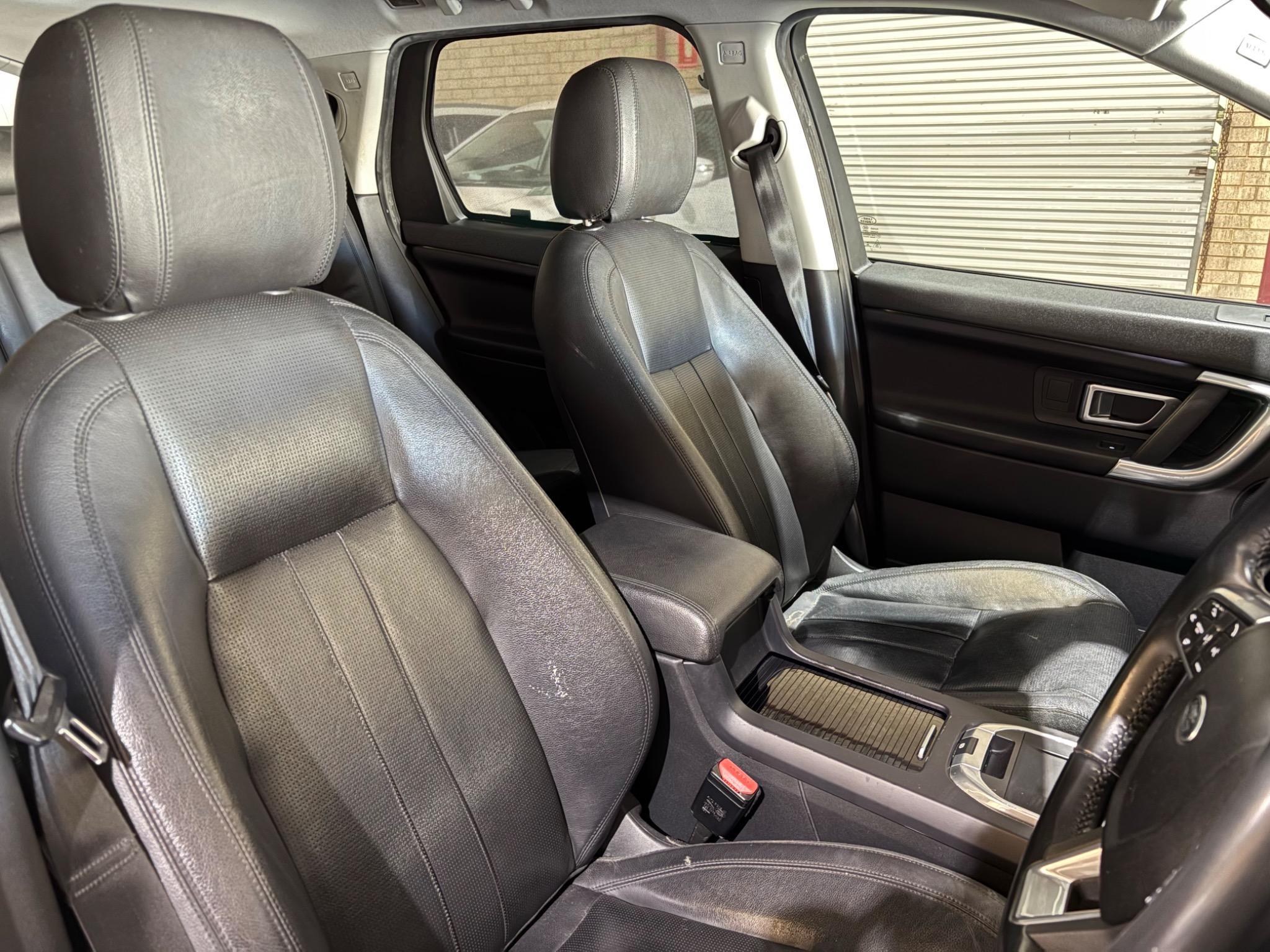 LAND ROVER DISCOVERY SPORT