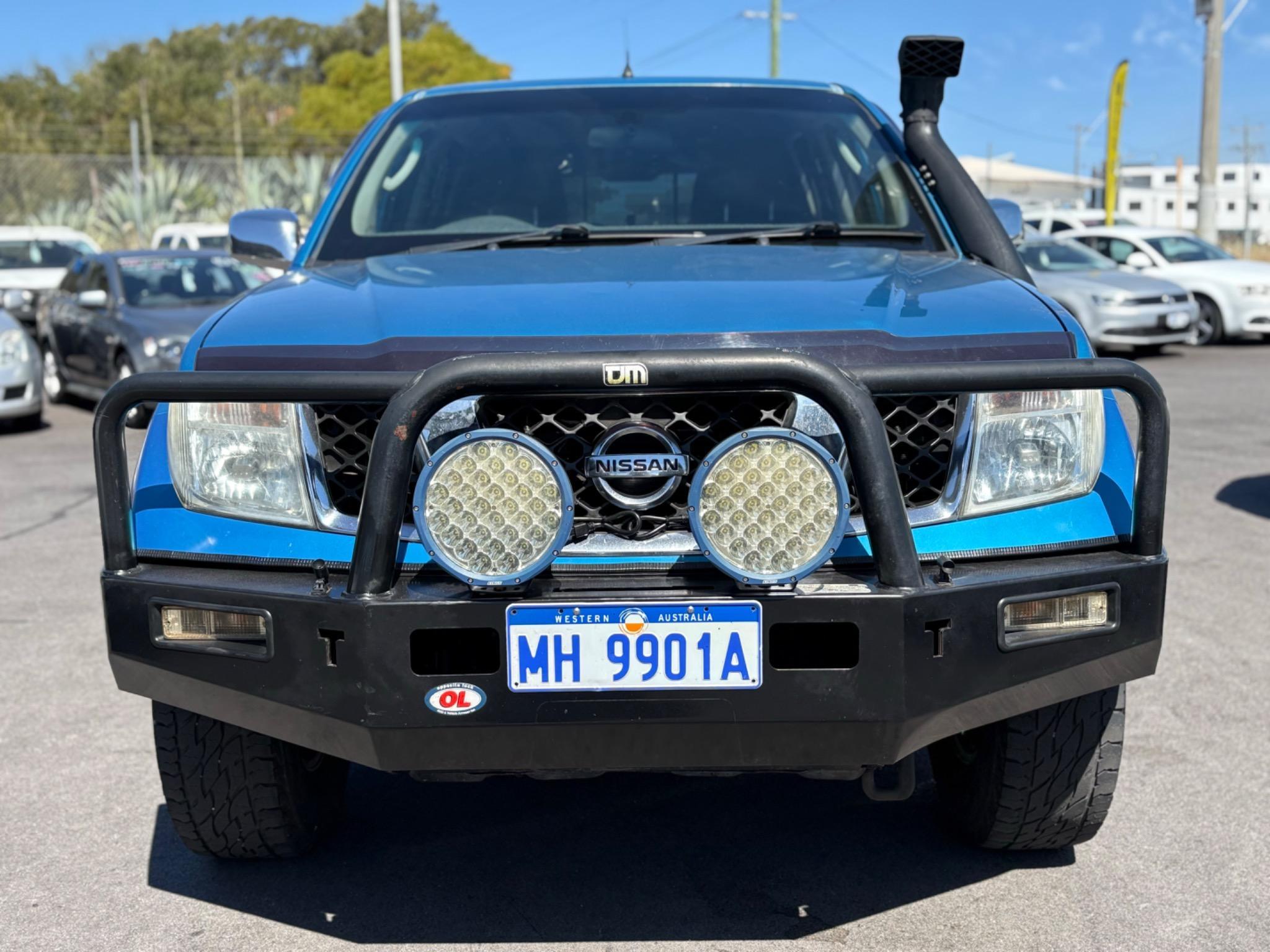 NISSAN NAVARA