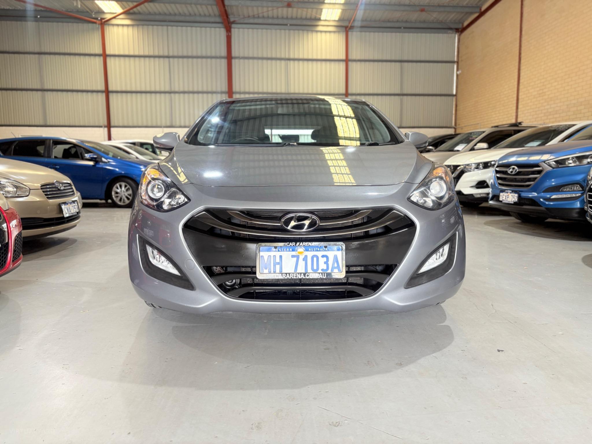 HYUNDAI i30