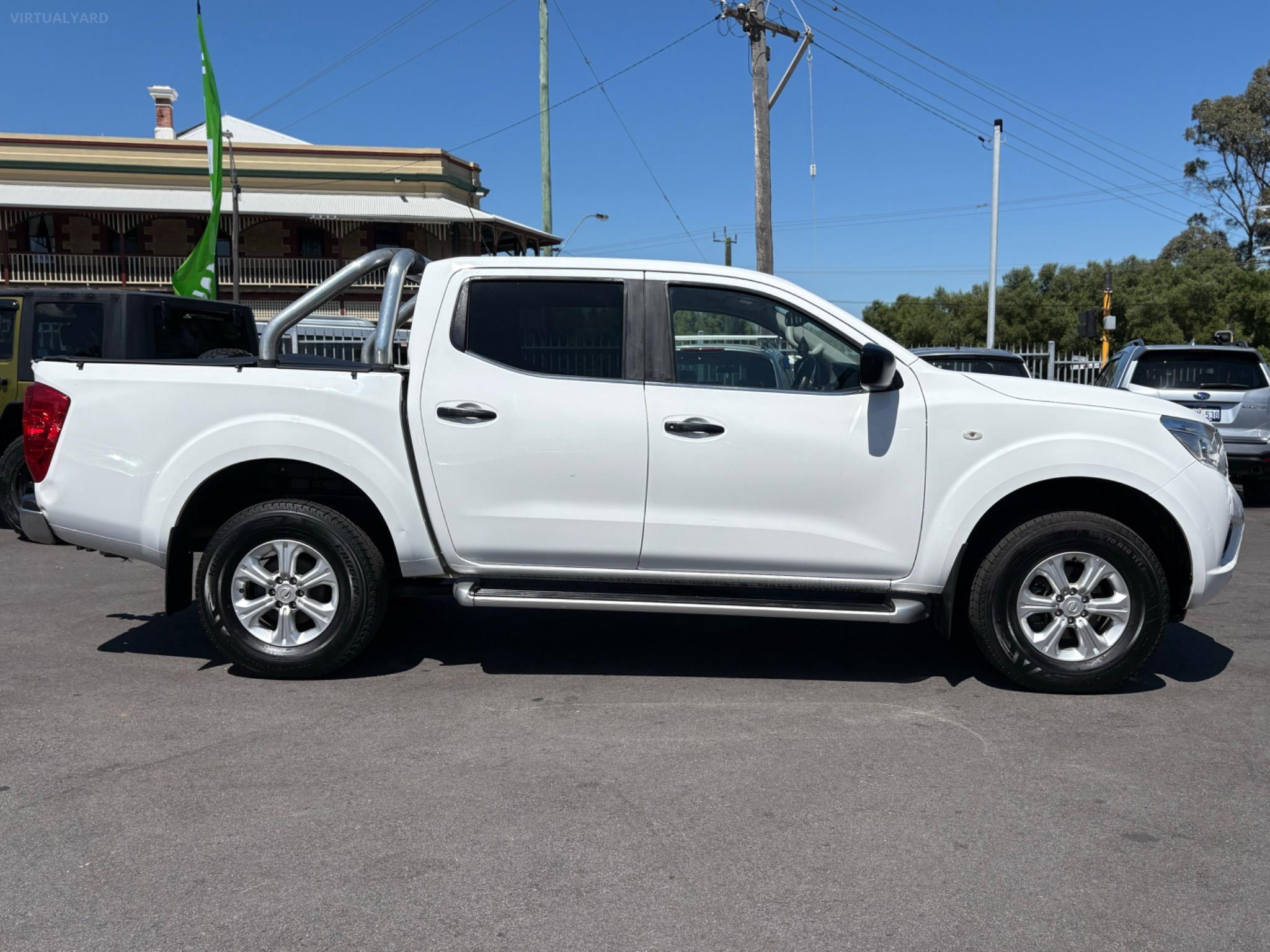 NISSAN NAVARA