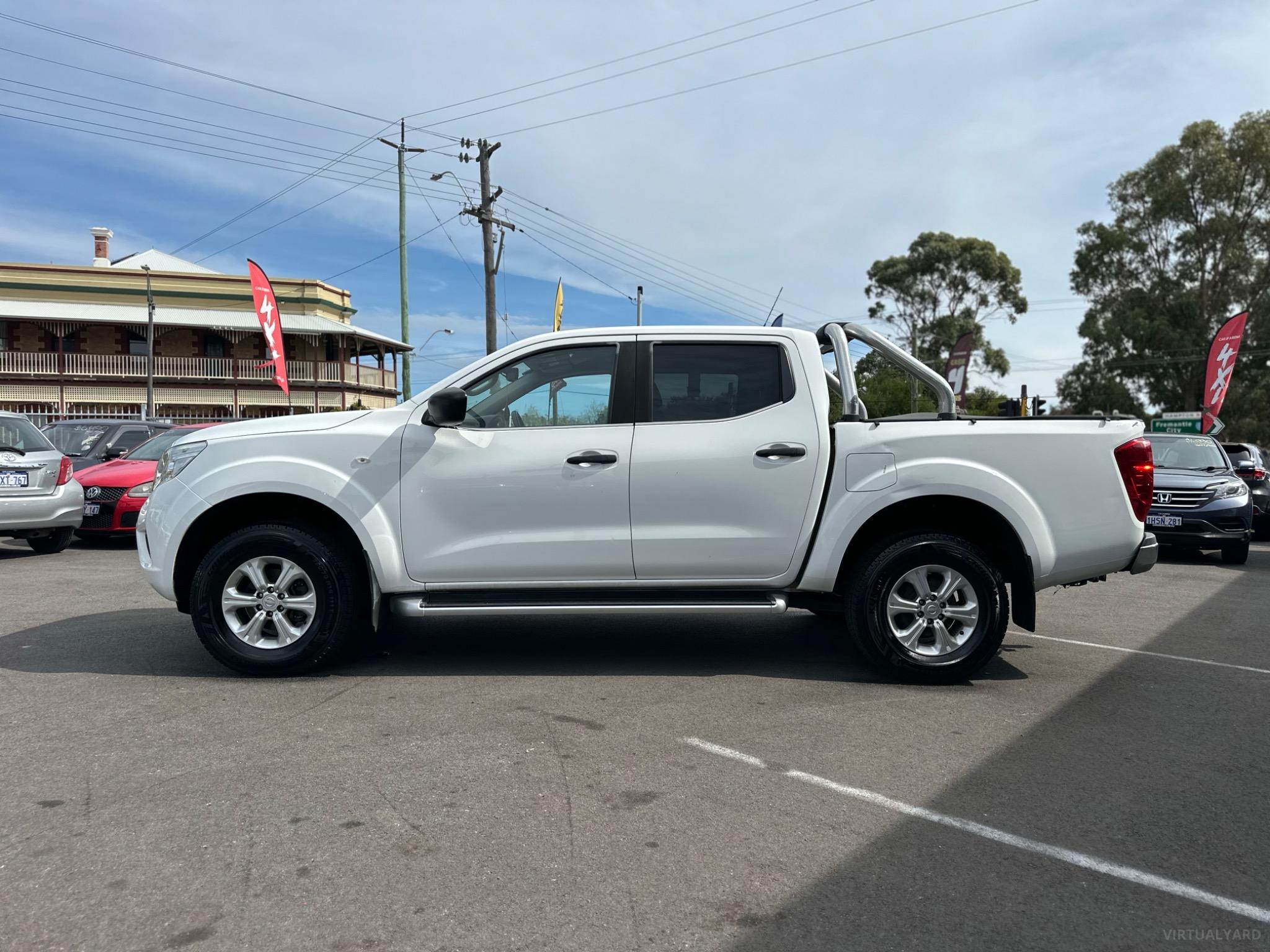 NISSAN NAVARA
