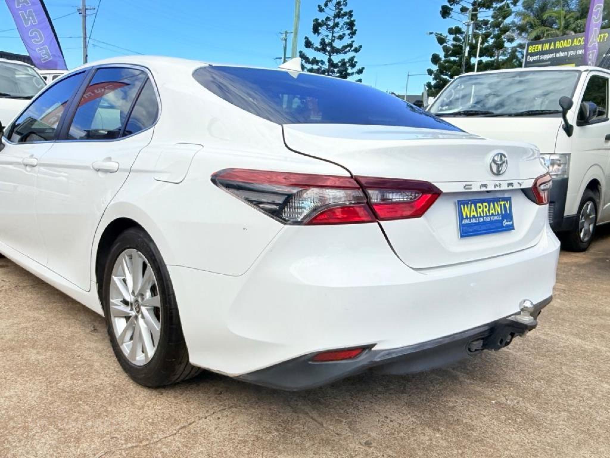 TOYOTA CAMRY