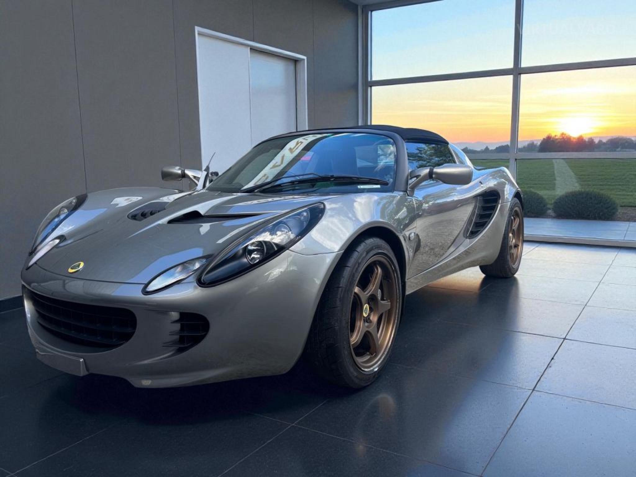 LOTUS ELISE