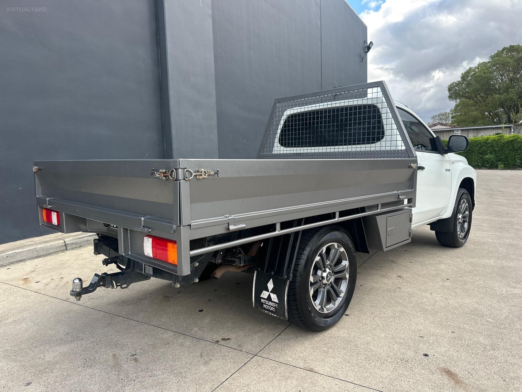 MITSUBISHI TRITON MR MY19 GLX CAB CHASSIS SINGLE CAB 2DR SPTS AUTO 6SP 4X2 1144KG 2.4DT image 11