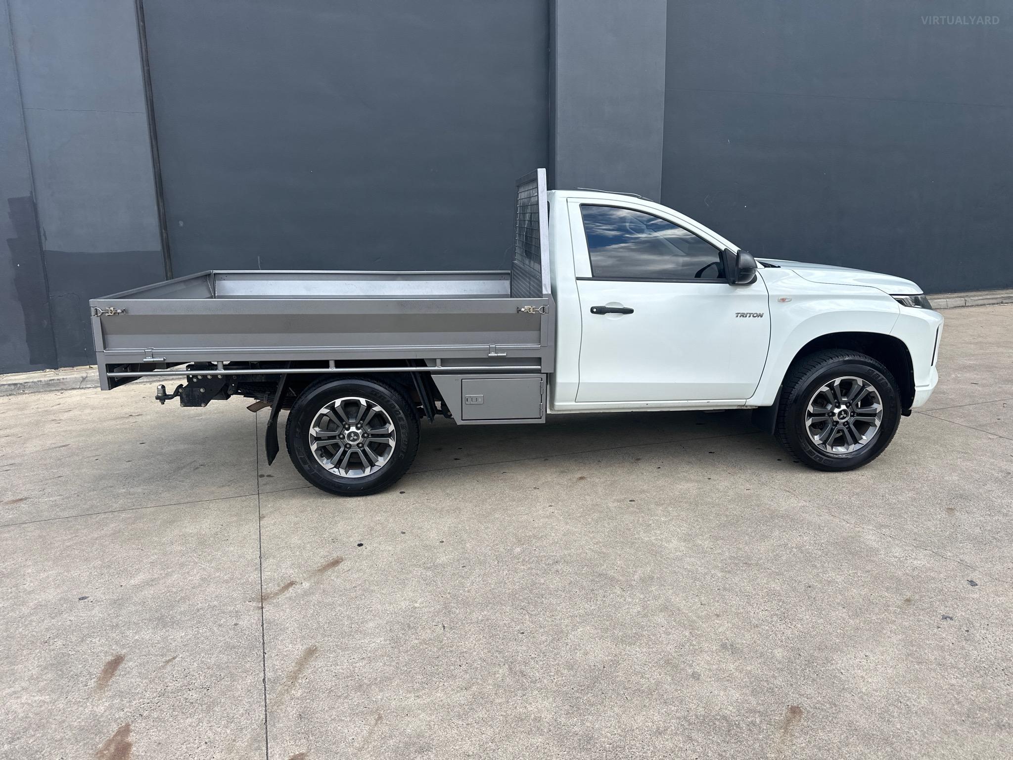 MITSUBISHI TRITON MR MY19 GLX CAB CHASSIS SINGLE CAB 2DR SPTS AUTO 6SP 4X2 1144KG 2.4DT image 18