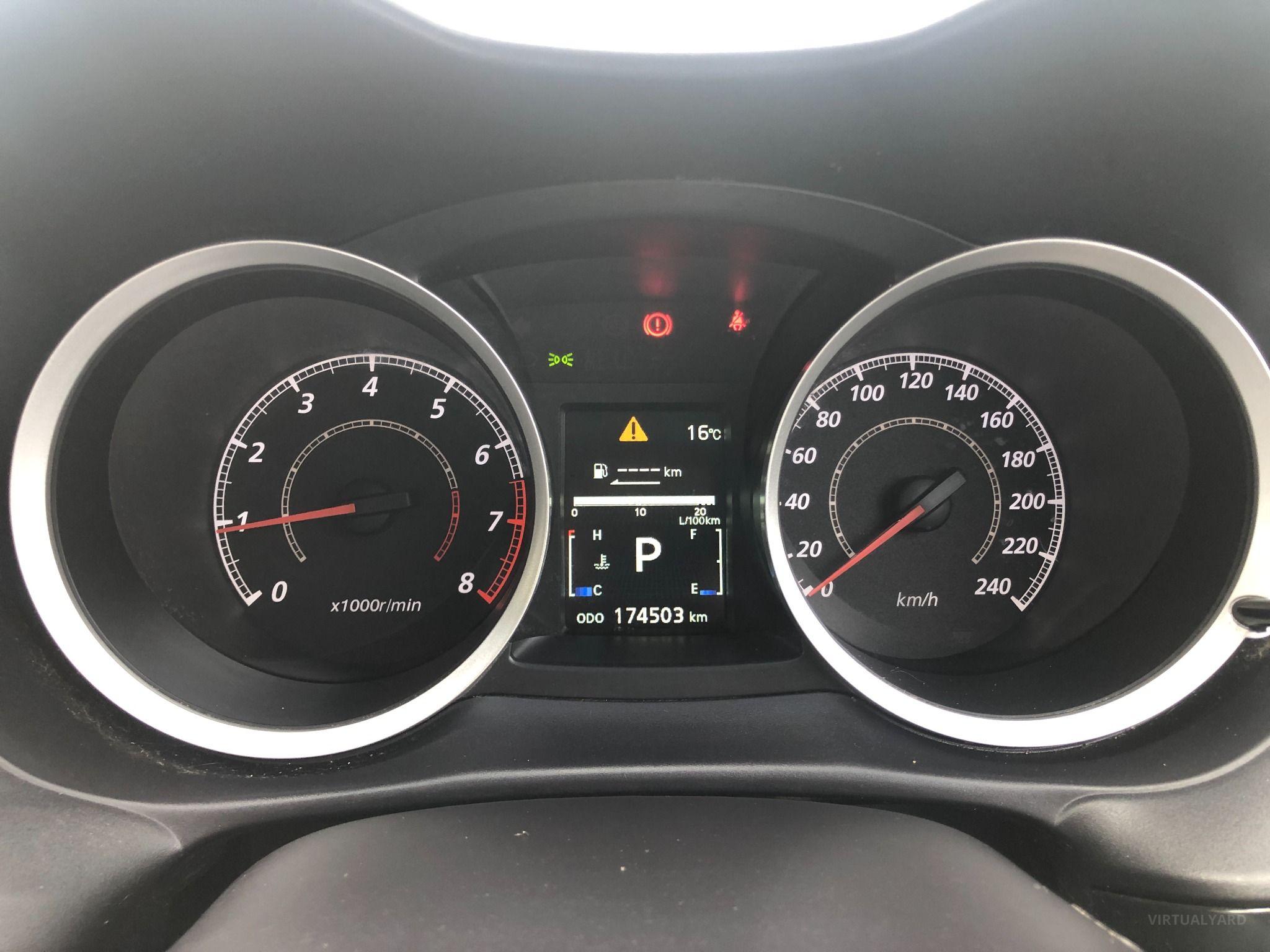 Mitsubishi Lancer