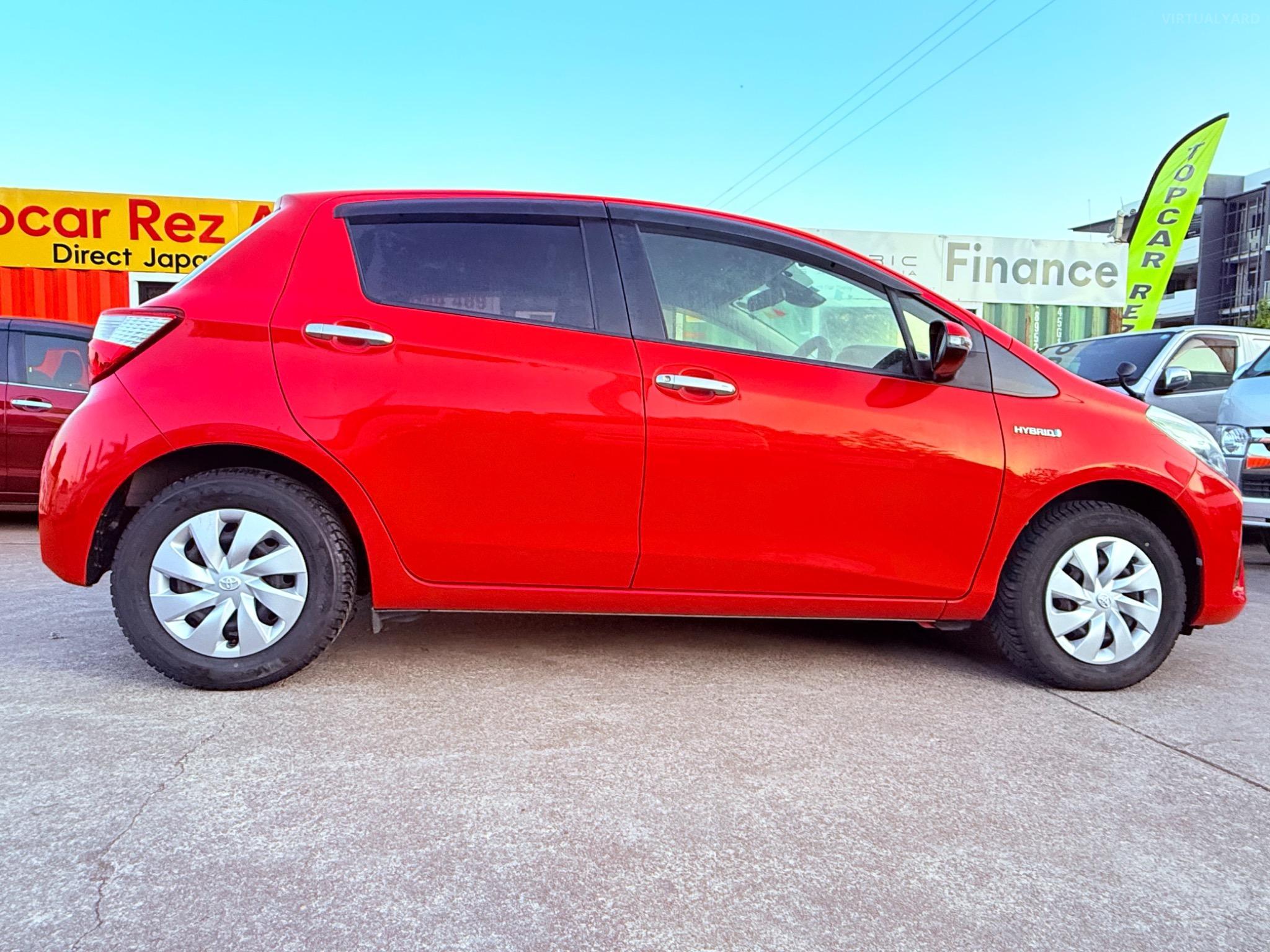 TOYOTA VITZ