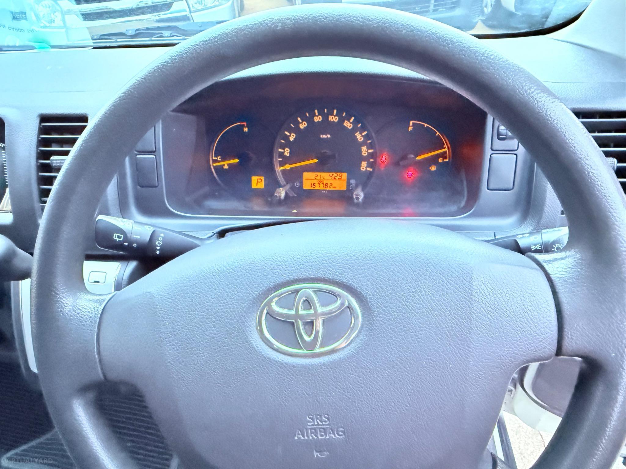 TOYOTA HIACE